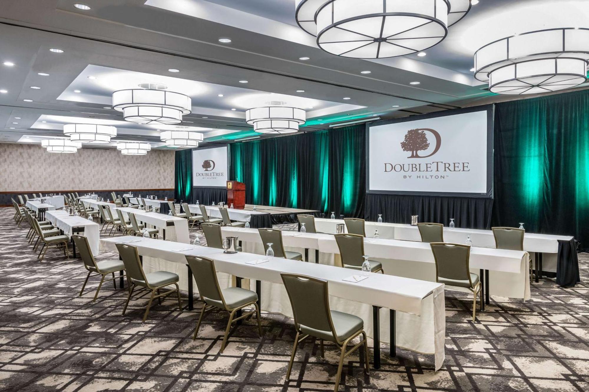 Doubletree By Hilton Denver -