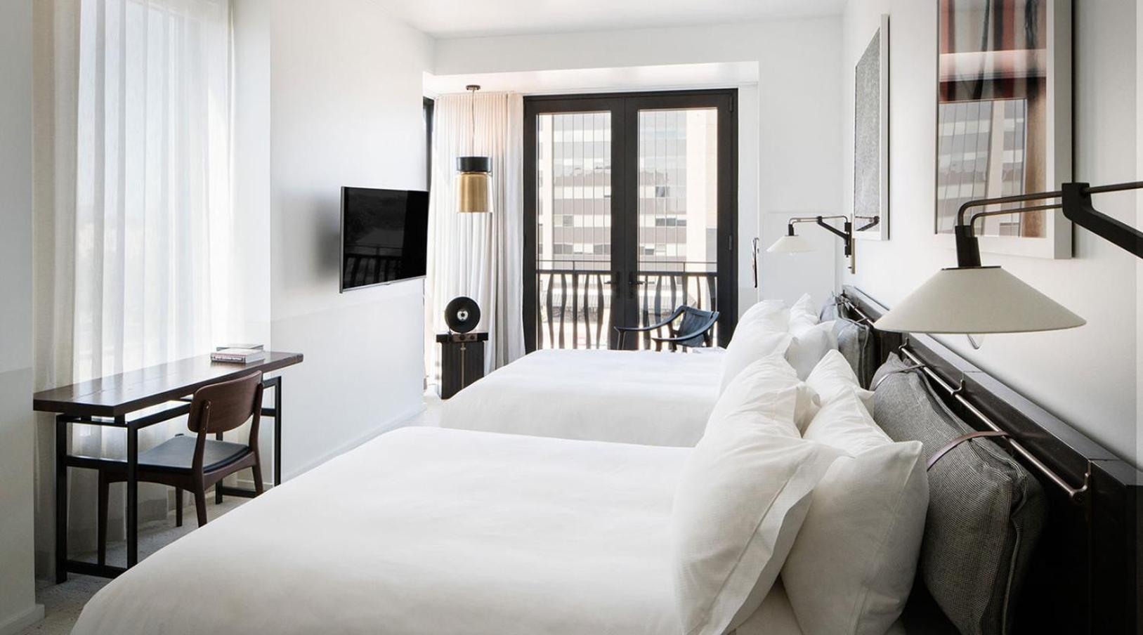 Halcyon - A In Cherry Creek 4* Denver