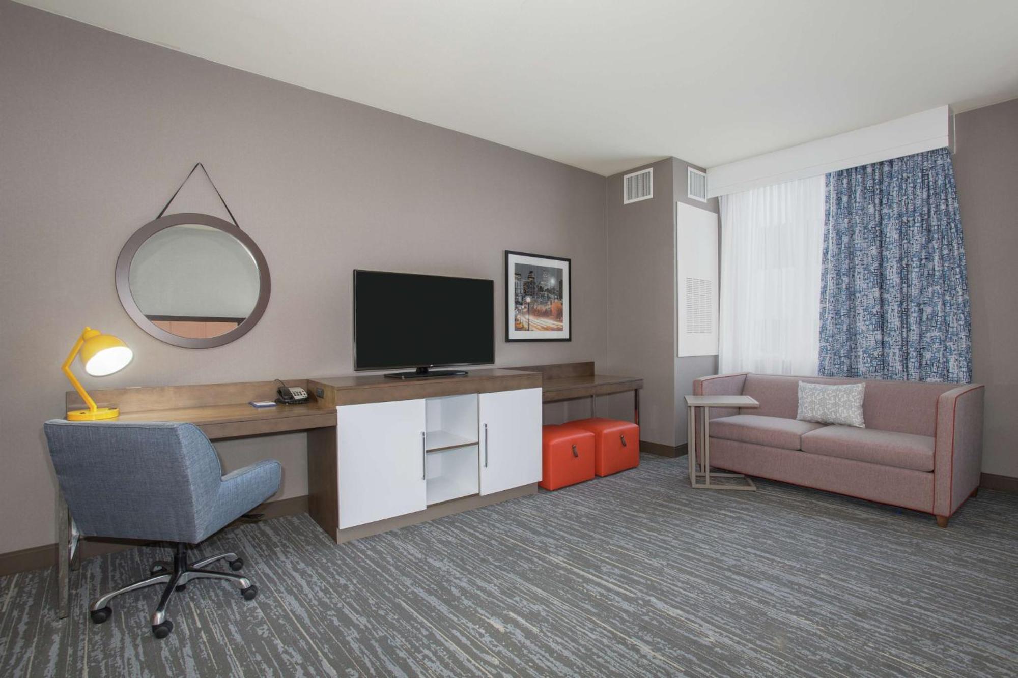 Hampton & Denver-downtown Hotel