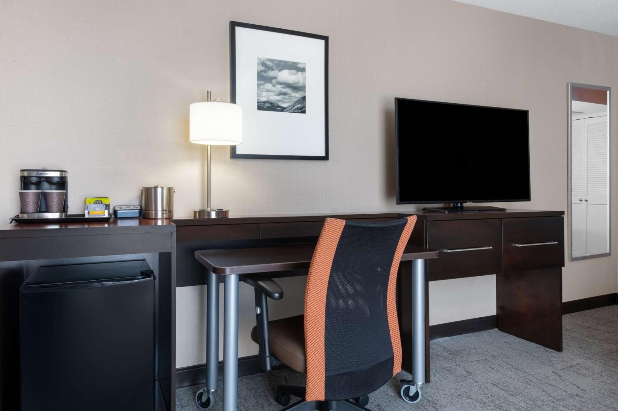 Doubletree By Hilton Cherry Creek, Co Hotel DEN