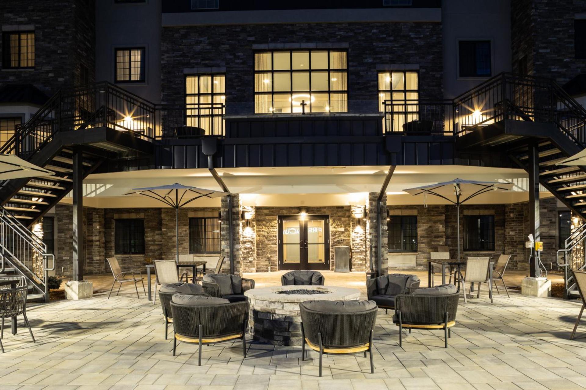 Staybridge - Ne By Ihg Hotel Colorado Springs