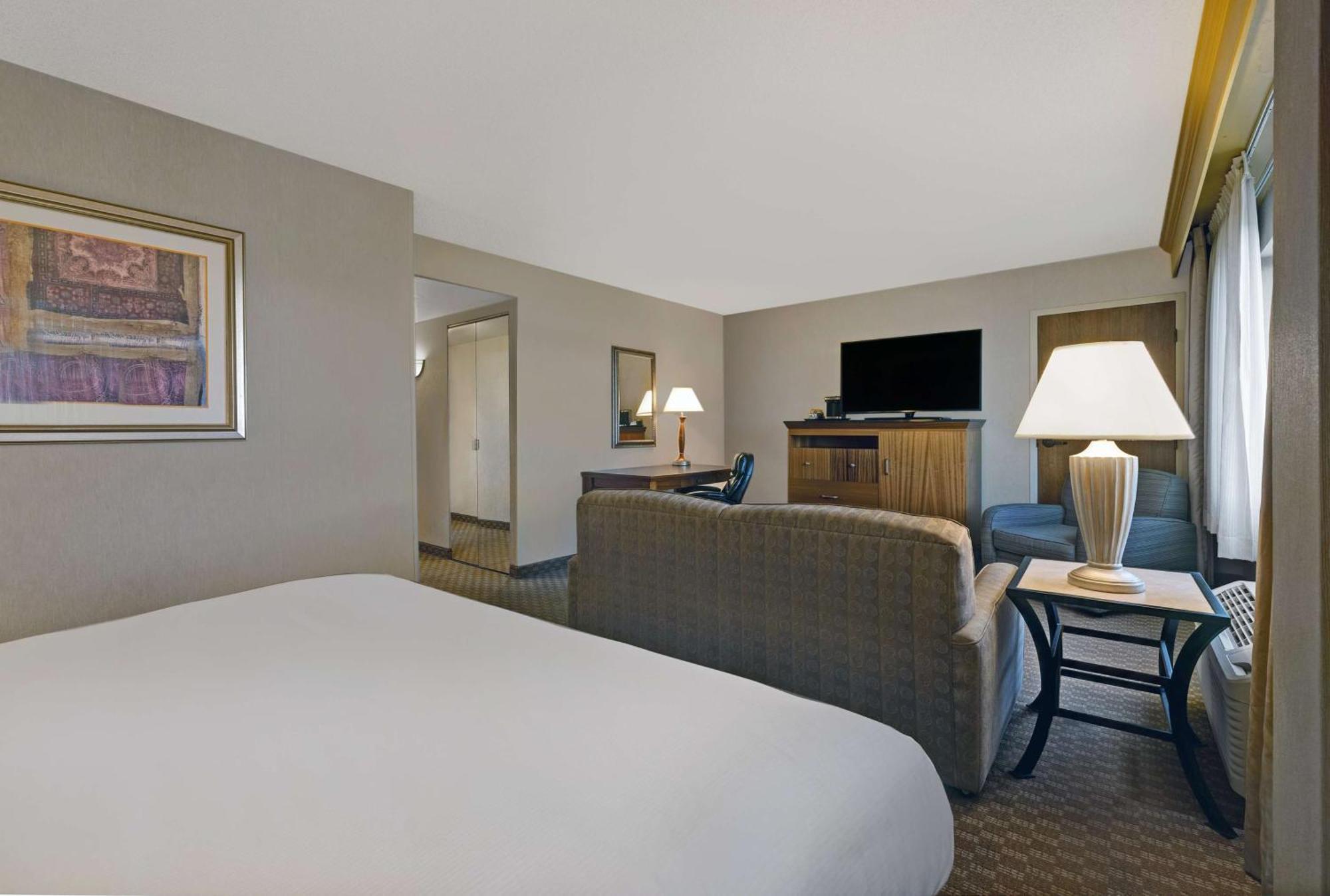 Doubletree By Hilton