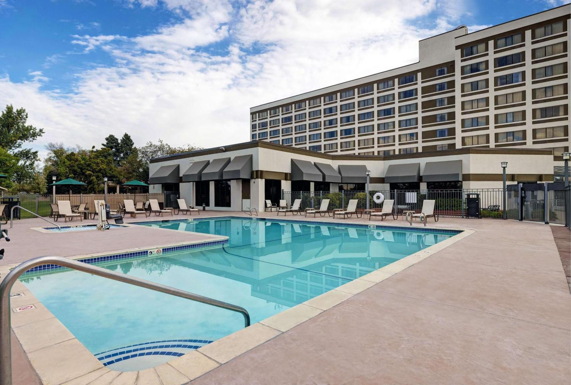 Doubletree By Hilton Hotel