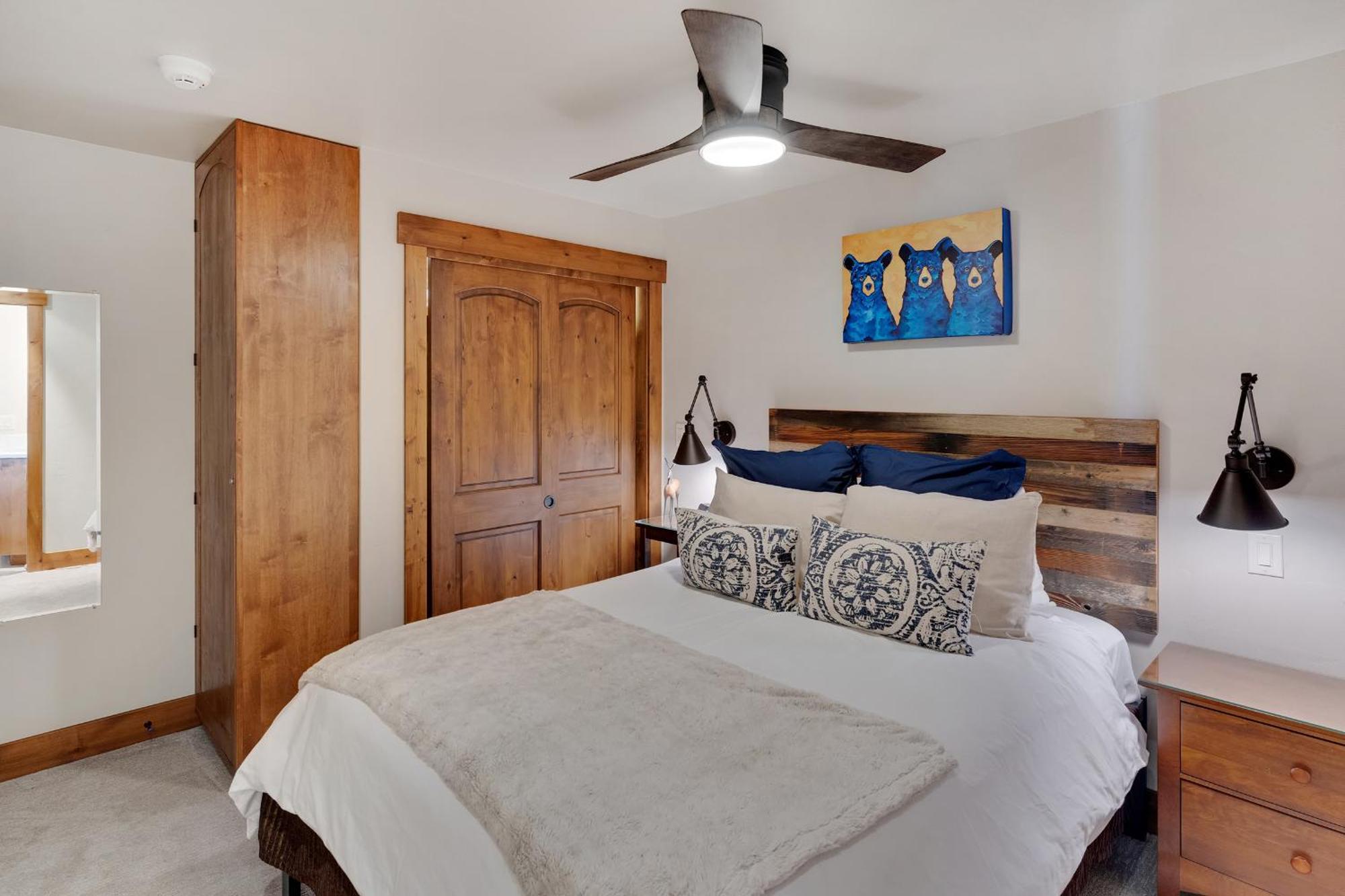 Bear Claw 406 - Ski-in Ski-out Condo! * Steamboat Springs