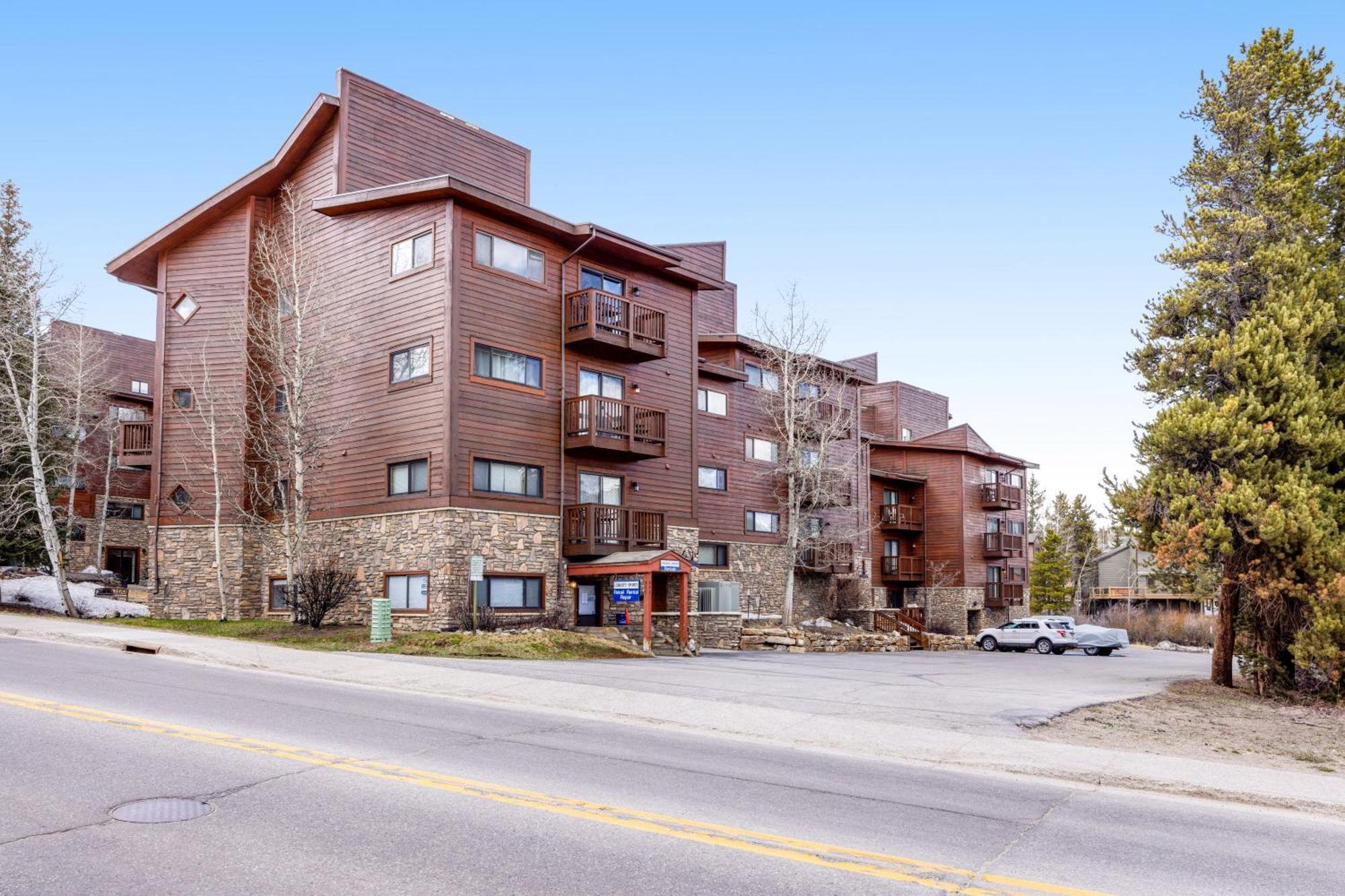 Apartment Pine Ridge *