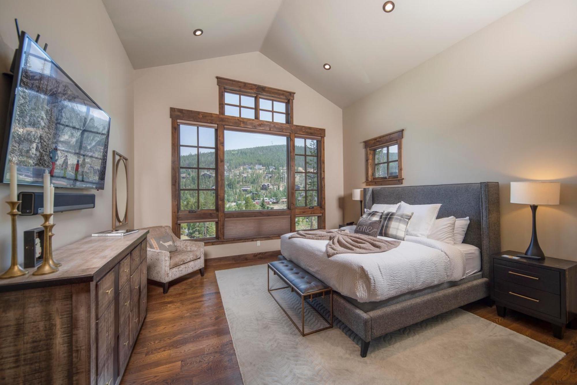 Casa de férias Gorgeous Modern Estate Private Shuttle! Hot Tub, Hiking Trail To Town, Fire Pit, Even A Sonic Ice Maker!!