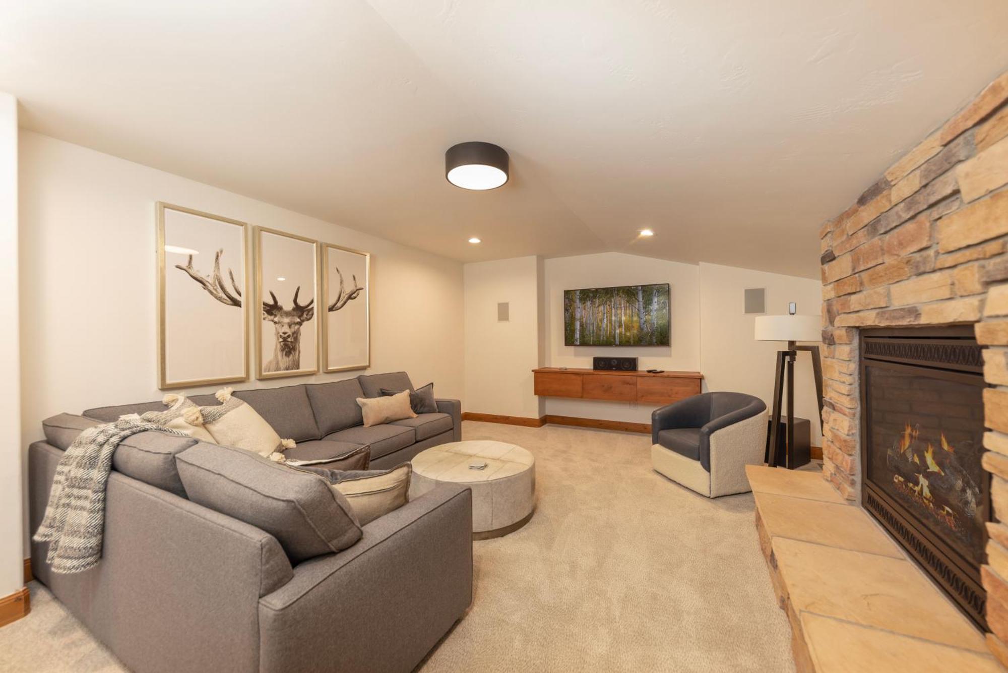 Casa de férias Warm And Luxurious, Spectacular Views, En-suites, Hot Tub, Shuffle Board, Arcade Machine!! Breckenridge