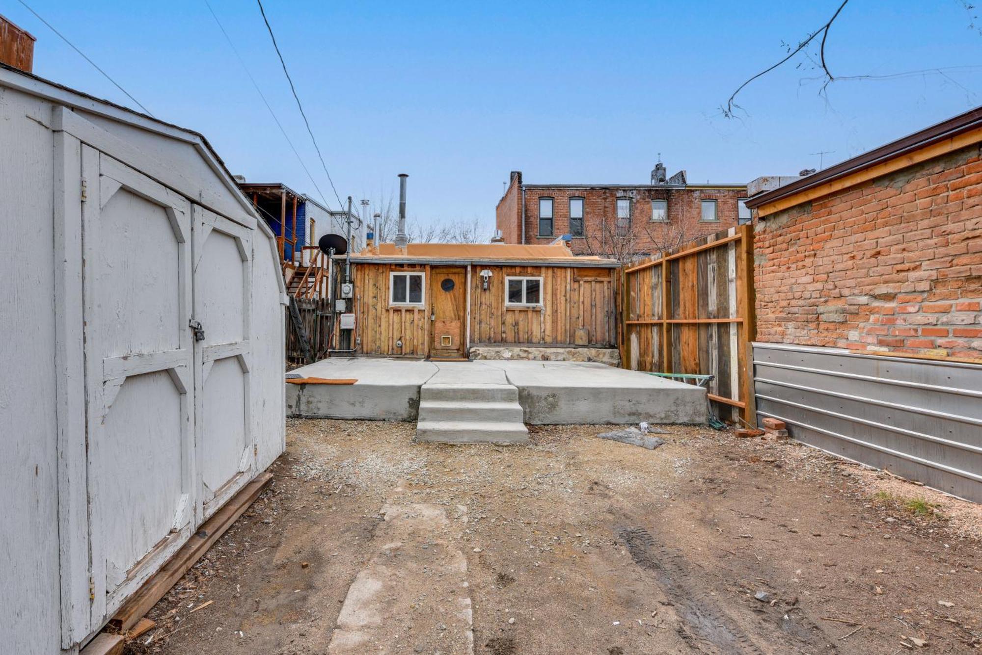 Downtown With Fireplace And Yard! * Salida