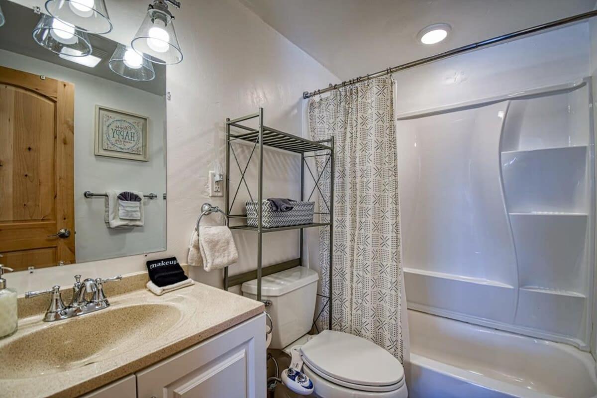 The Hilltop Haven 2bd And Pet Friendly Holiday home Leadville