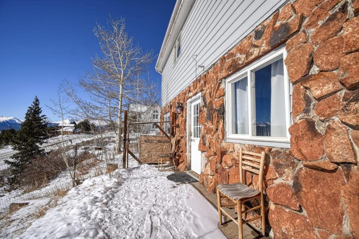 The Hilltop Haven 2bd And Pet Friendly Holiday home *