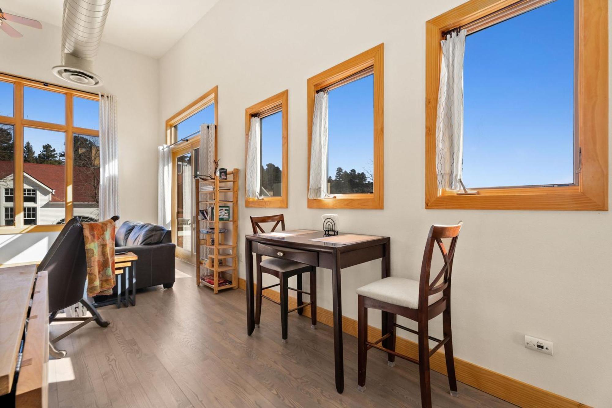 Loft Of - Permit #6059 Apartment