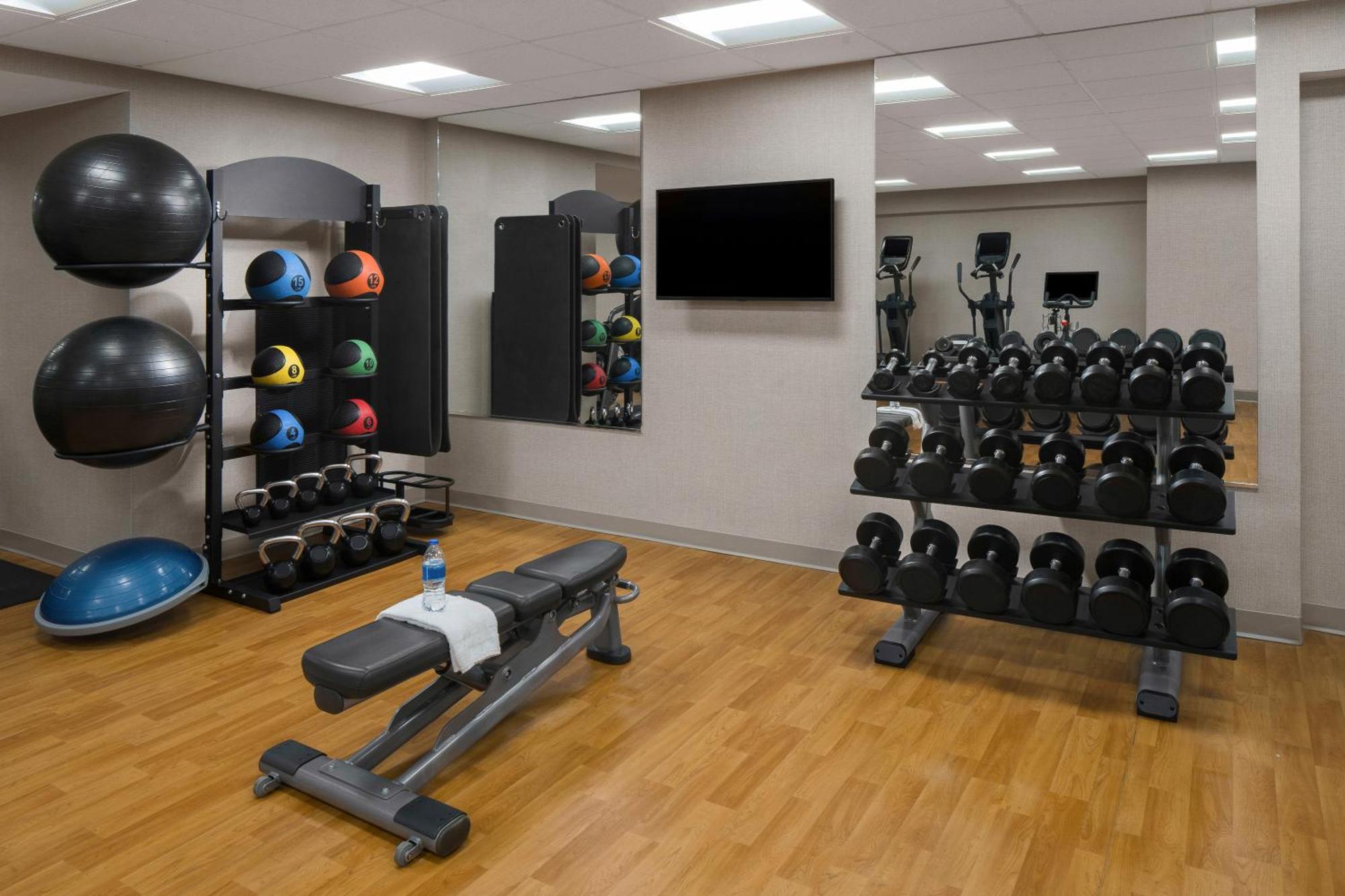 Hyatt Place Cherry Creek 3* DEN