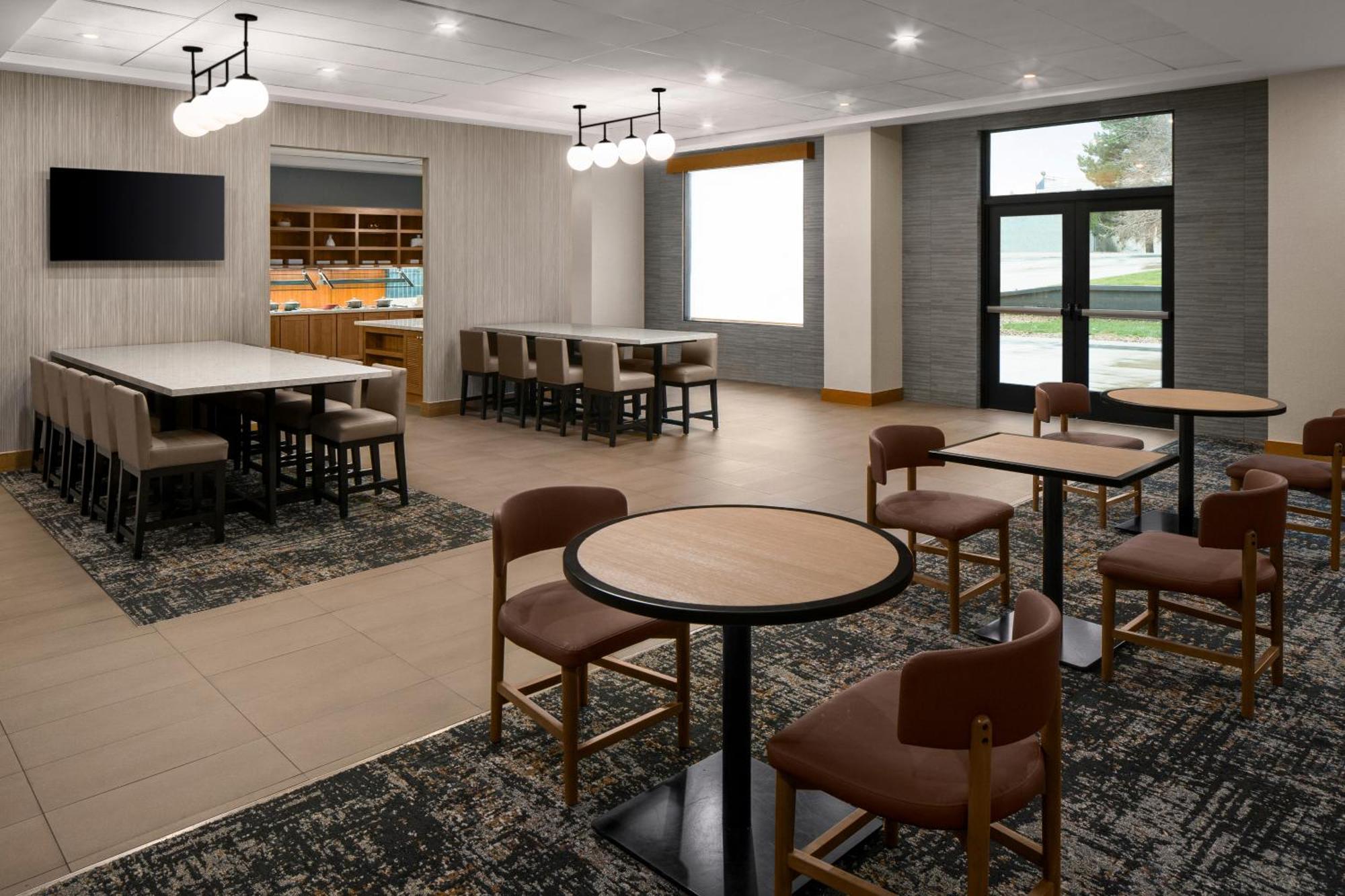 Hyatt Place Cherry Creek 3* DEN