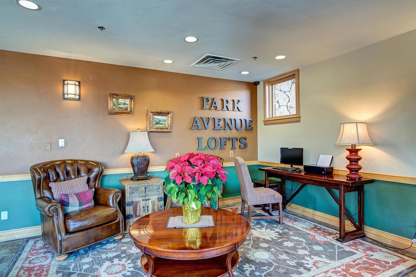Park Avenue Lofts 306 By Great Western *