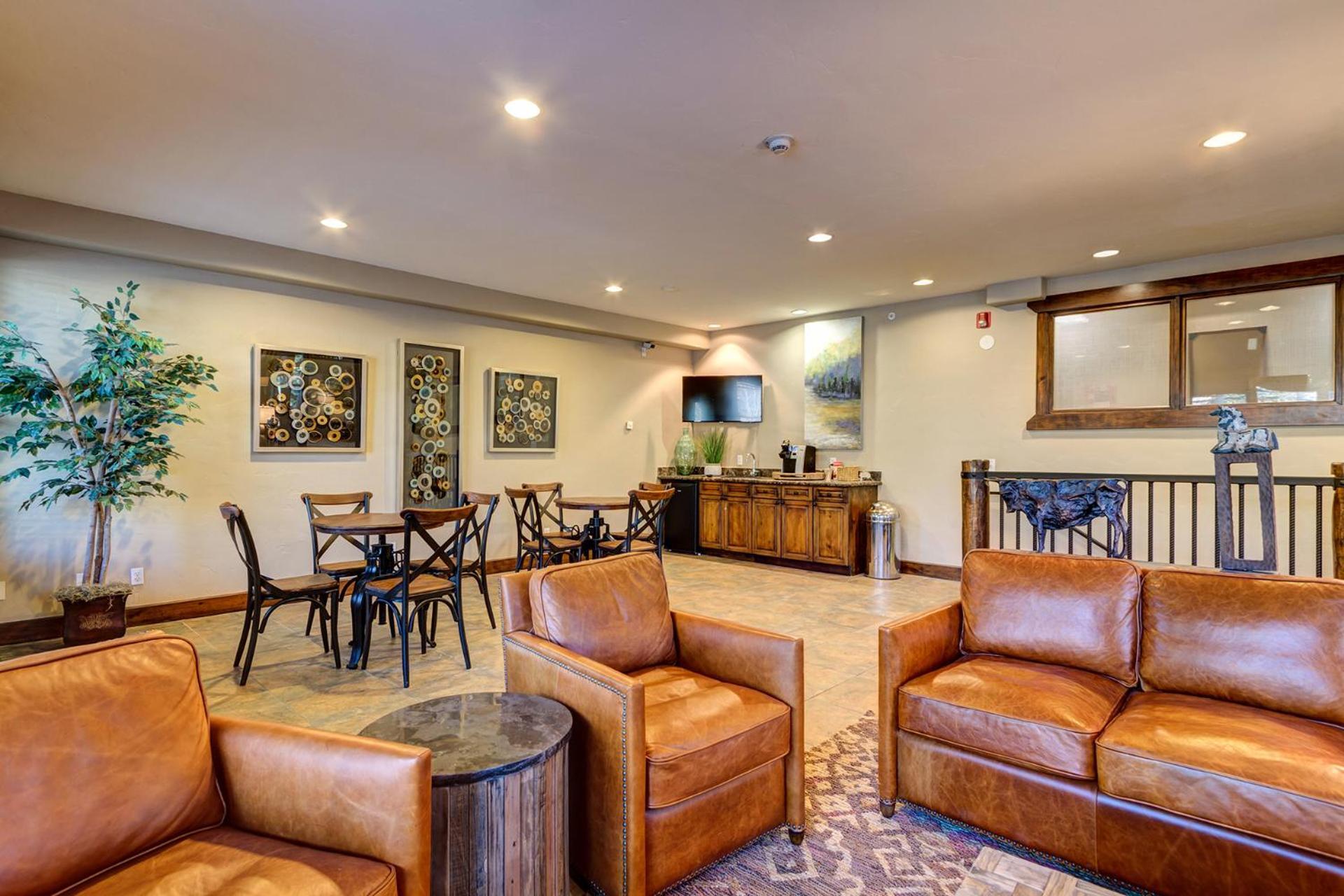 Corral 201s By Great Western * Breckenridge