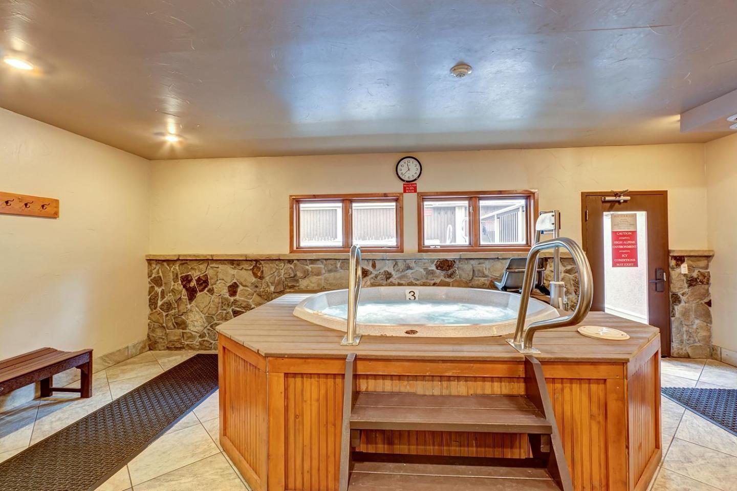 Riverbend 307 By Great Western