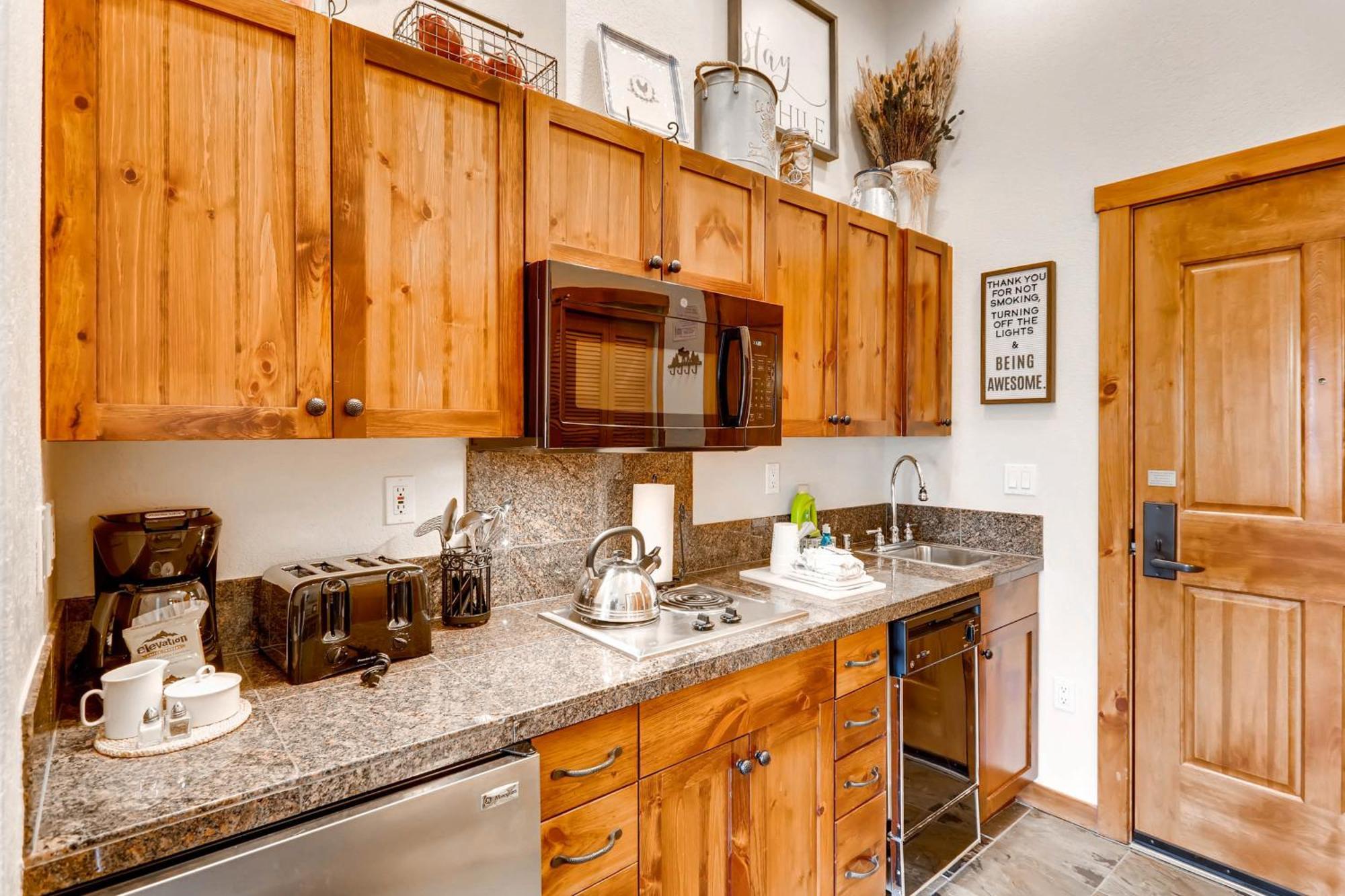 Main Street Station Apartment