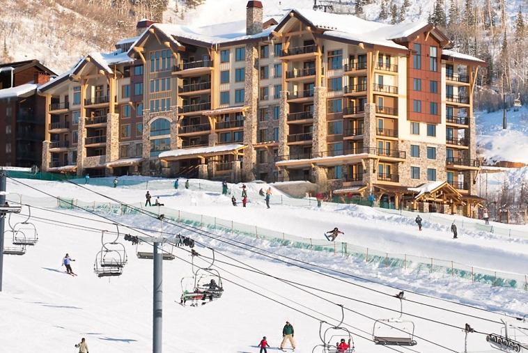 Edgemont 2704 - Luxury Ski-in Ski-out Apartment *