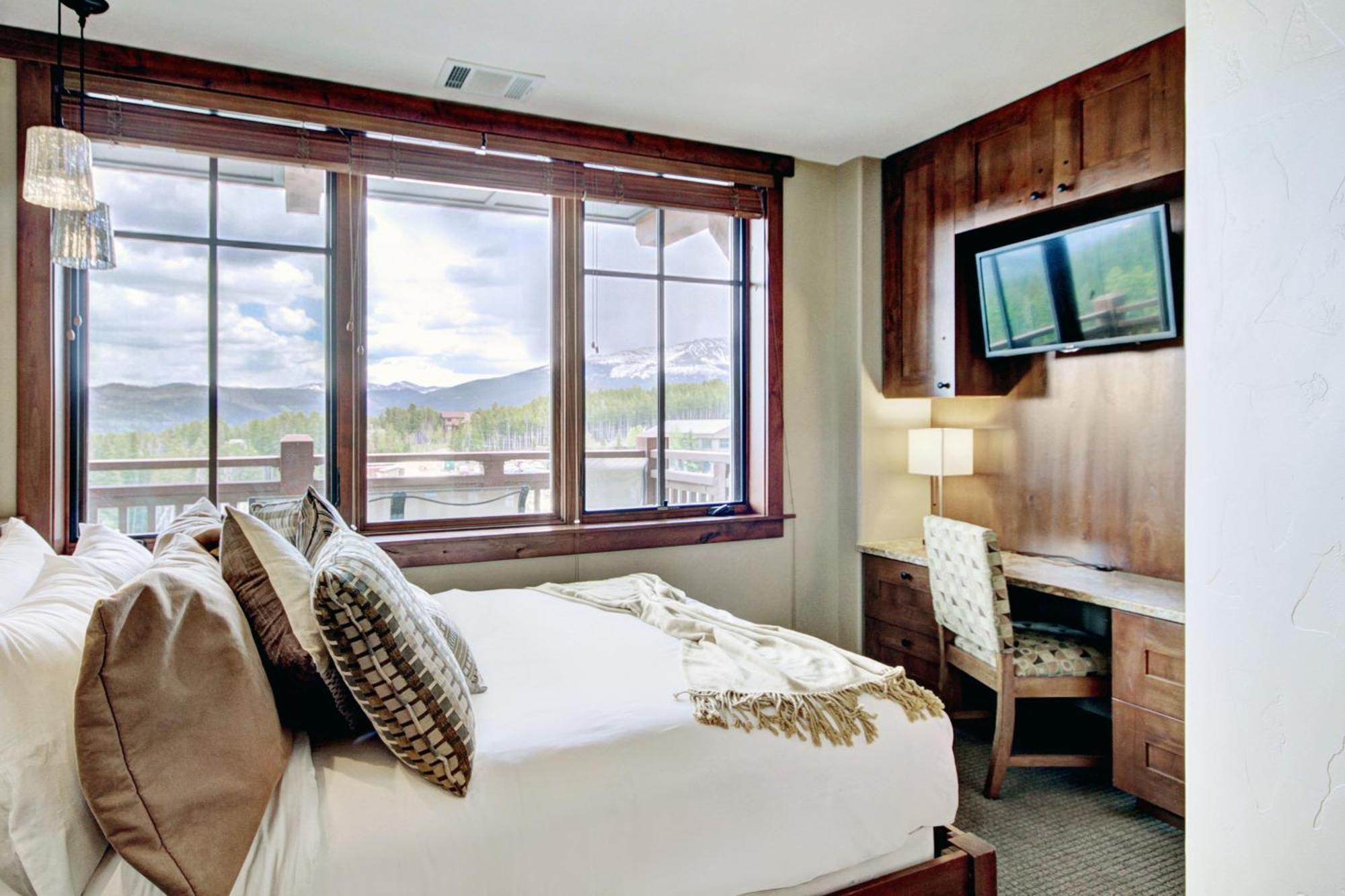 Resort One Hill, A Rockresort