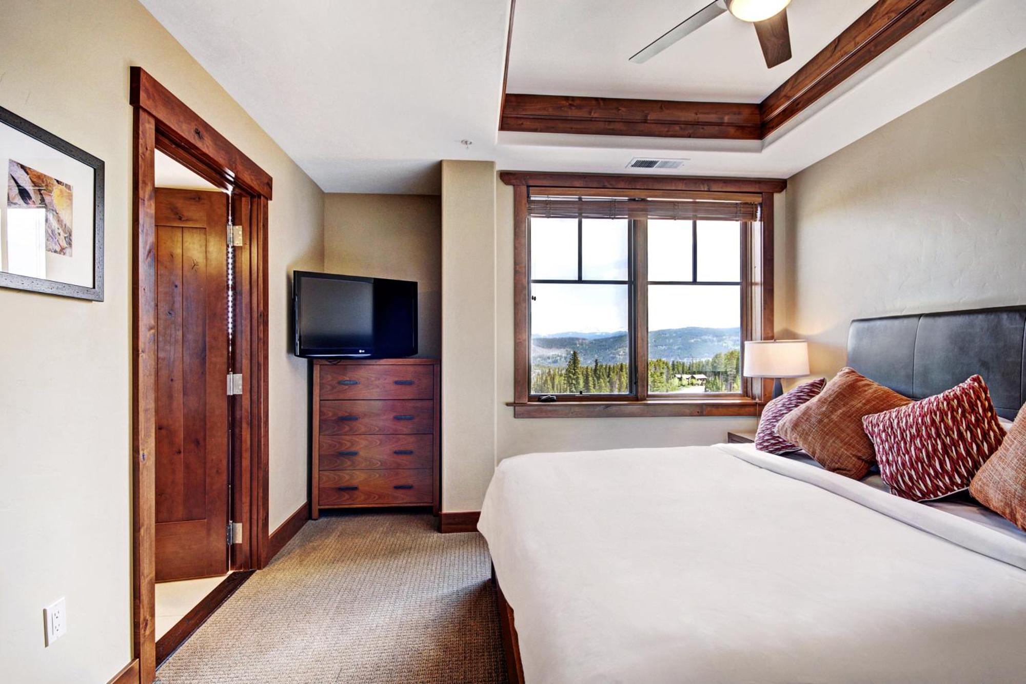 One Hill, A Rockresort