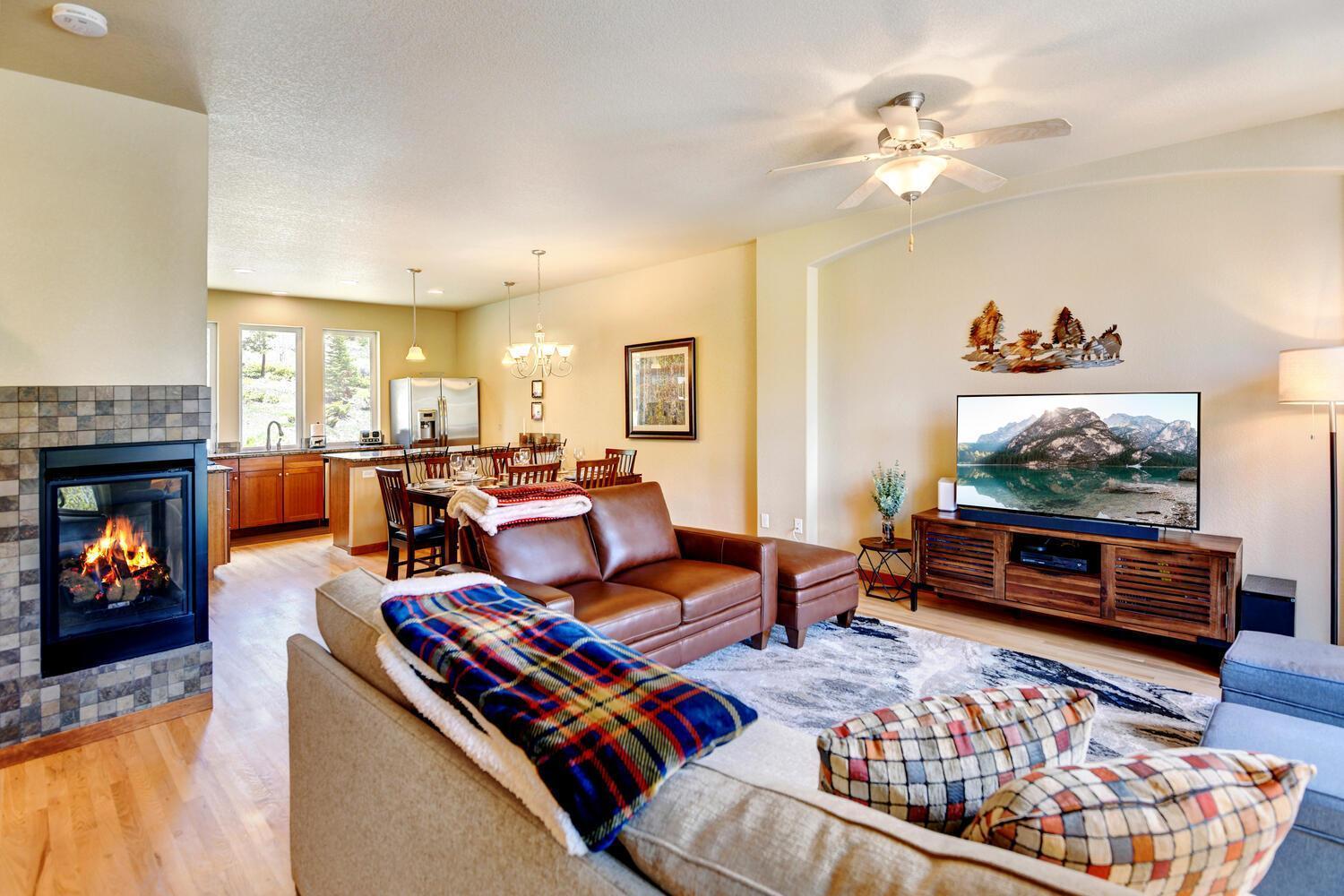 Luxury 68 / Great Views / Price - $500 Free Activities Daily Holiday home *