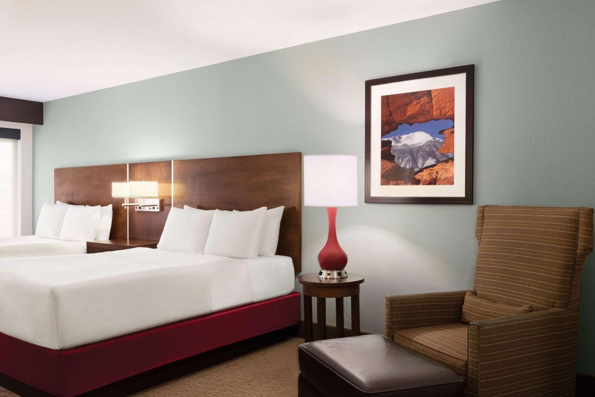 Radisson Airport 3* Colorado Springs