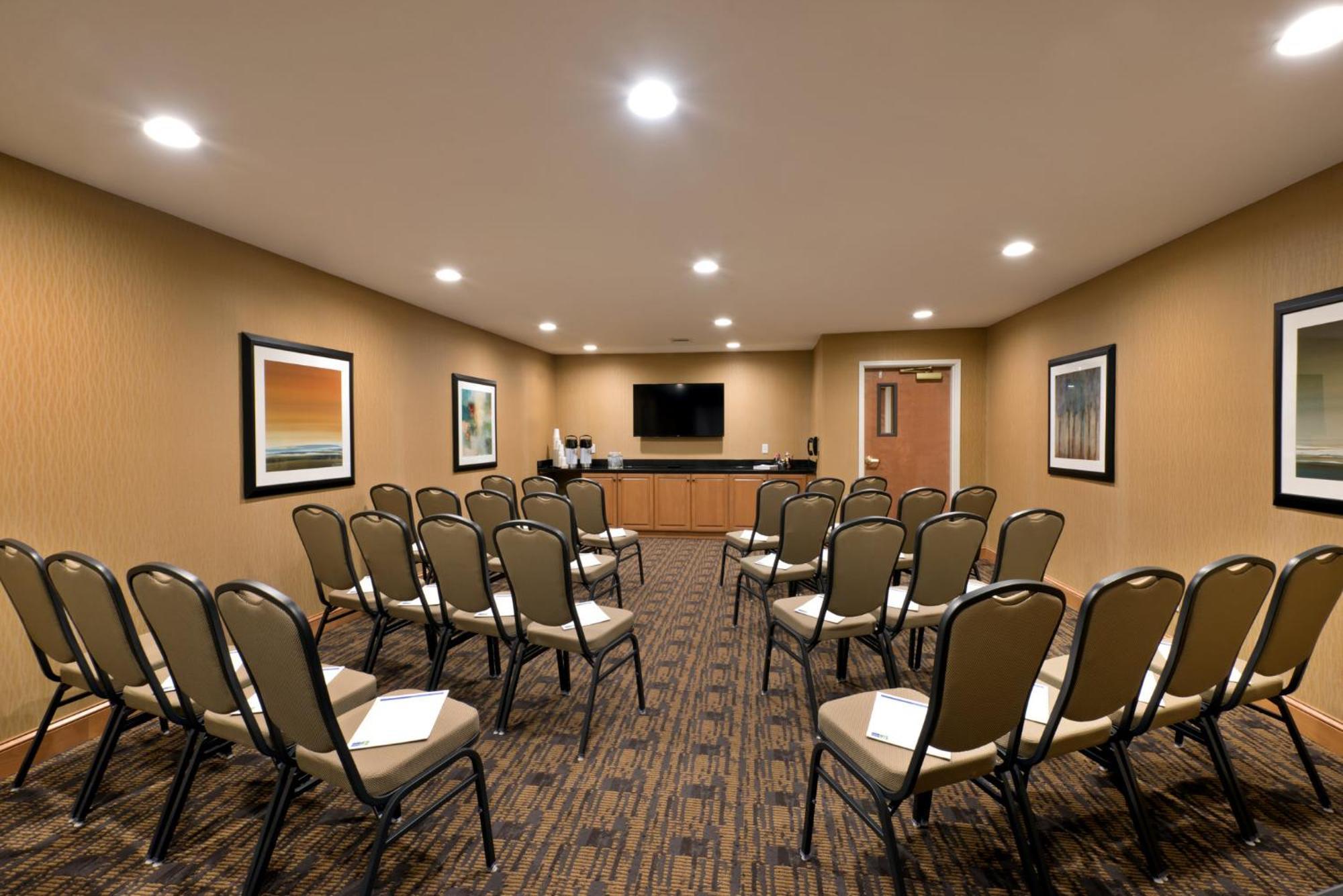 Express & Winter Park Area By Ihg Hotel 3*
