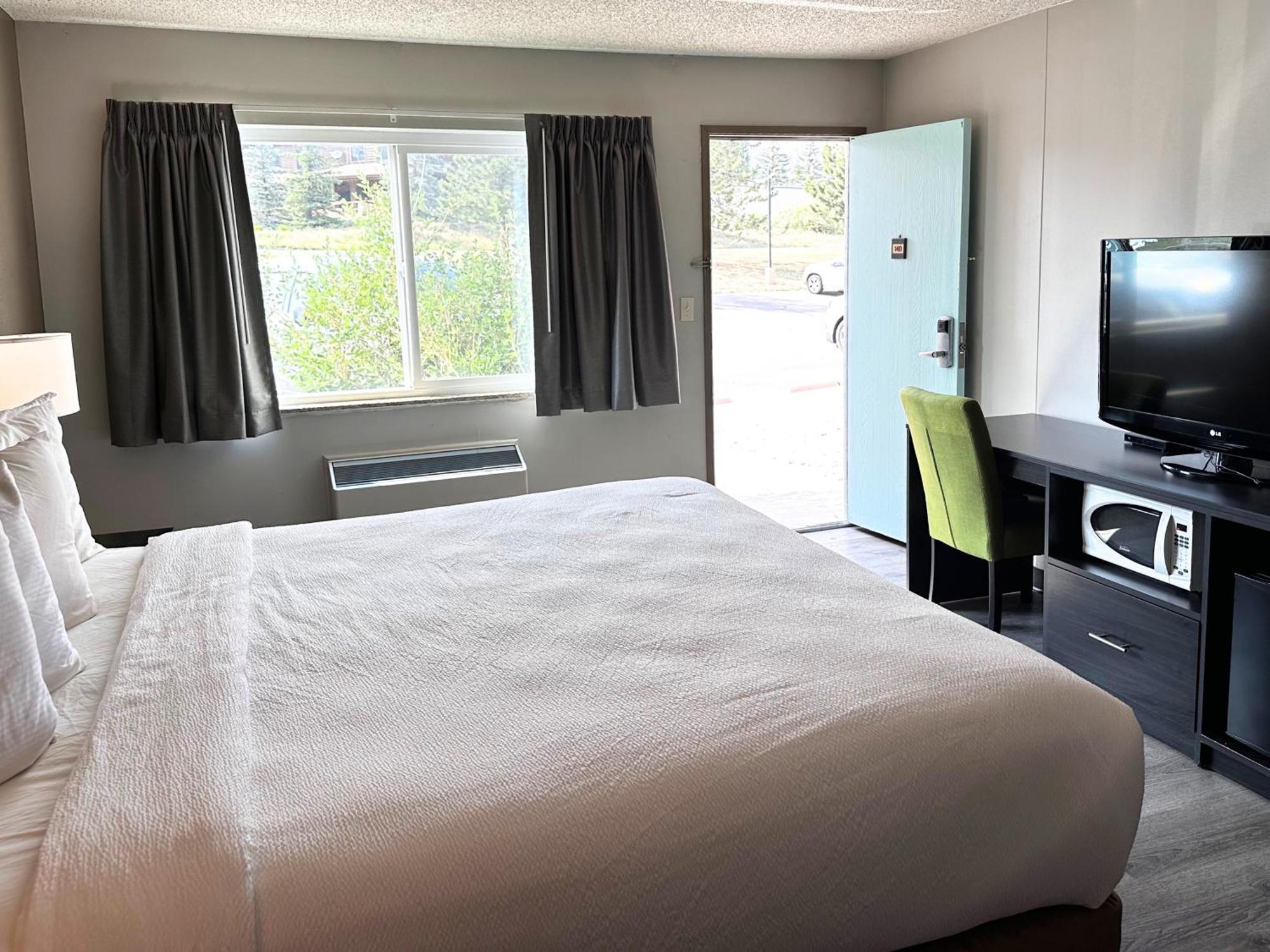 Expedition At Rocky Mtn National Park (adults Only) Hotel 2*