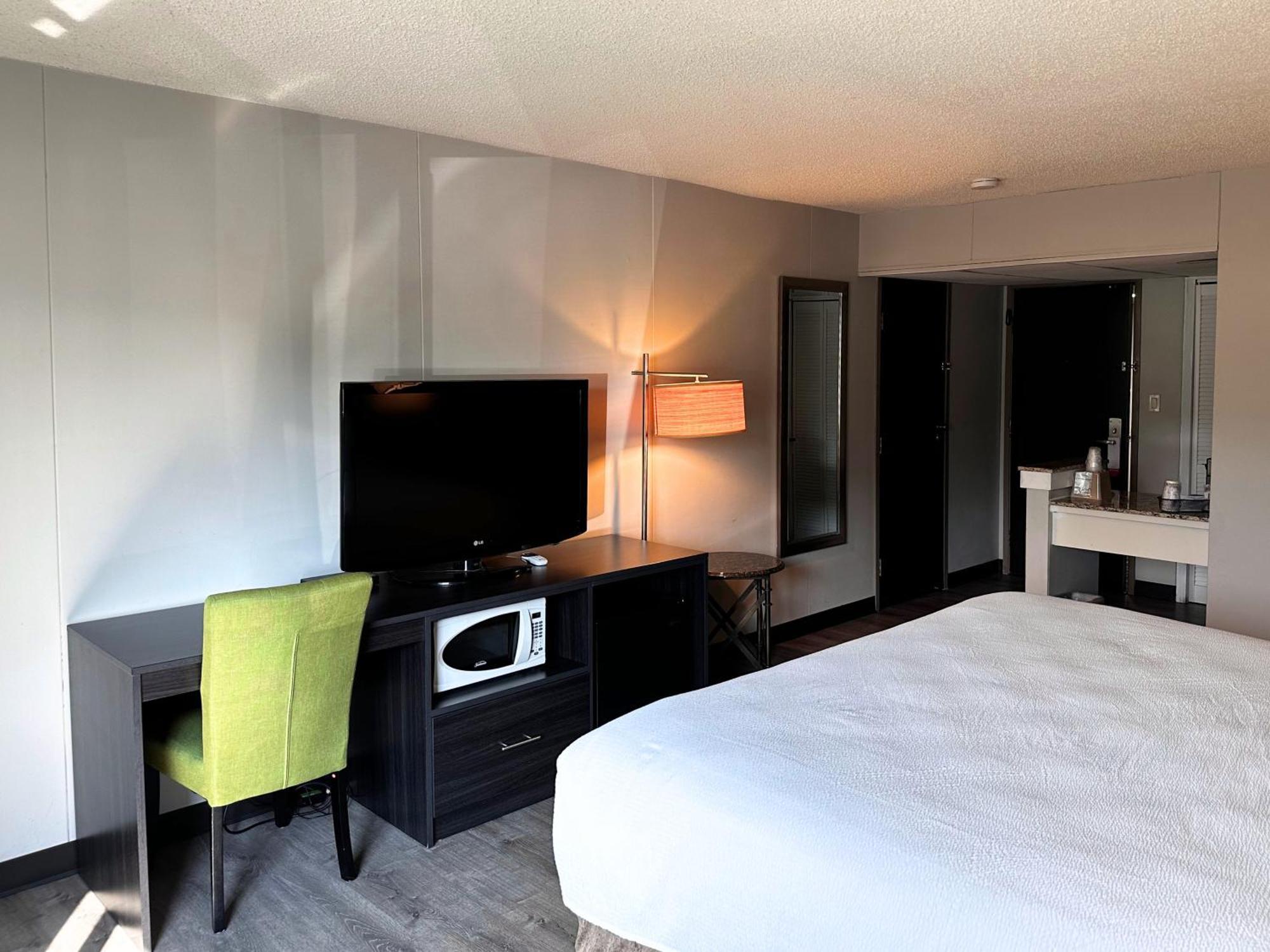 Hotel Expedition At Rocky Mtn National Park (adults Only) 2*