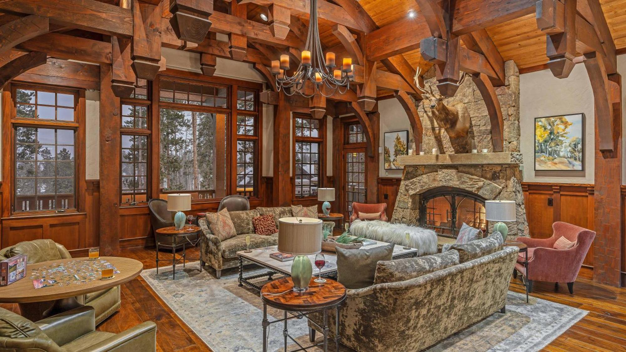 Alpine Grandeur Holiday home