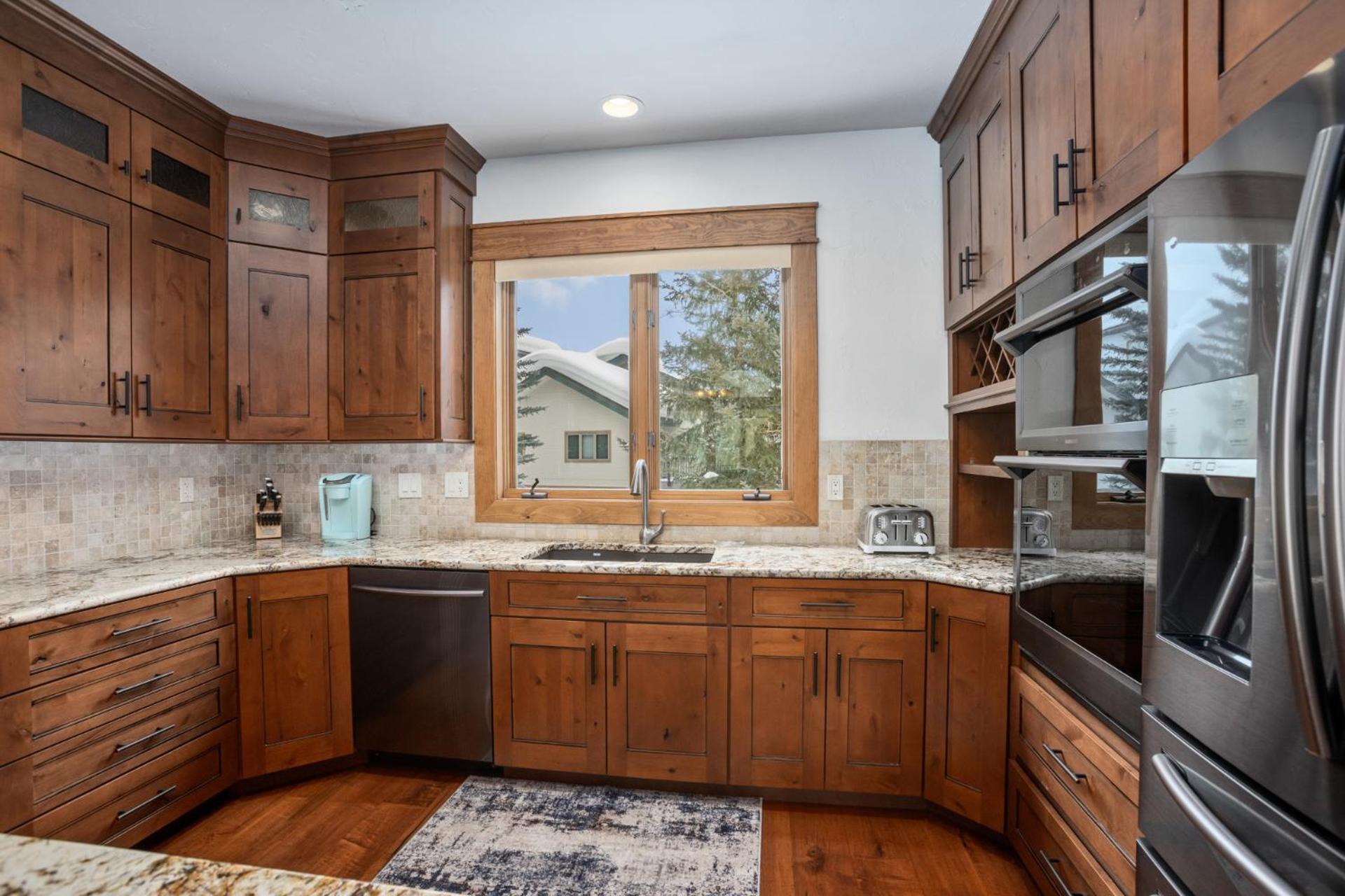 Holiday home Air Conditioning & Heated Garage, Walking Distance To Steamboat Resort, Single Family Steamboat Springs