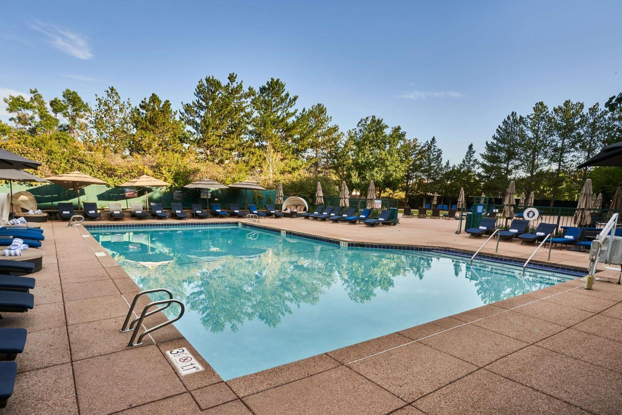 The Inverness Denver, A Hilton Golf & 4* Englewood