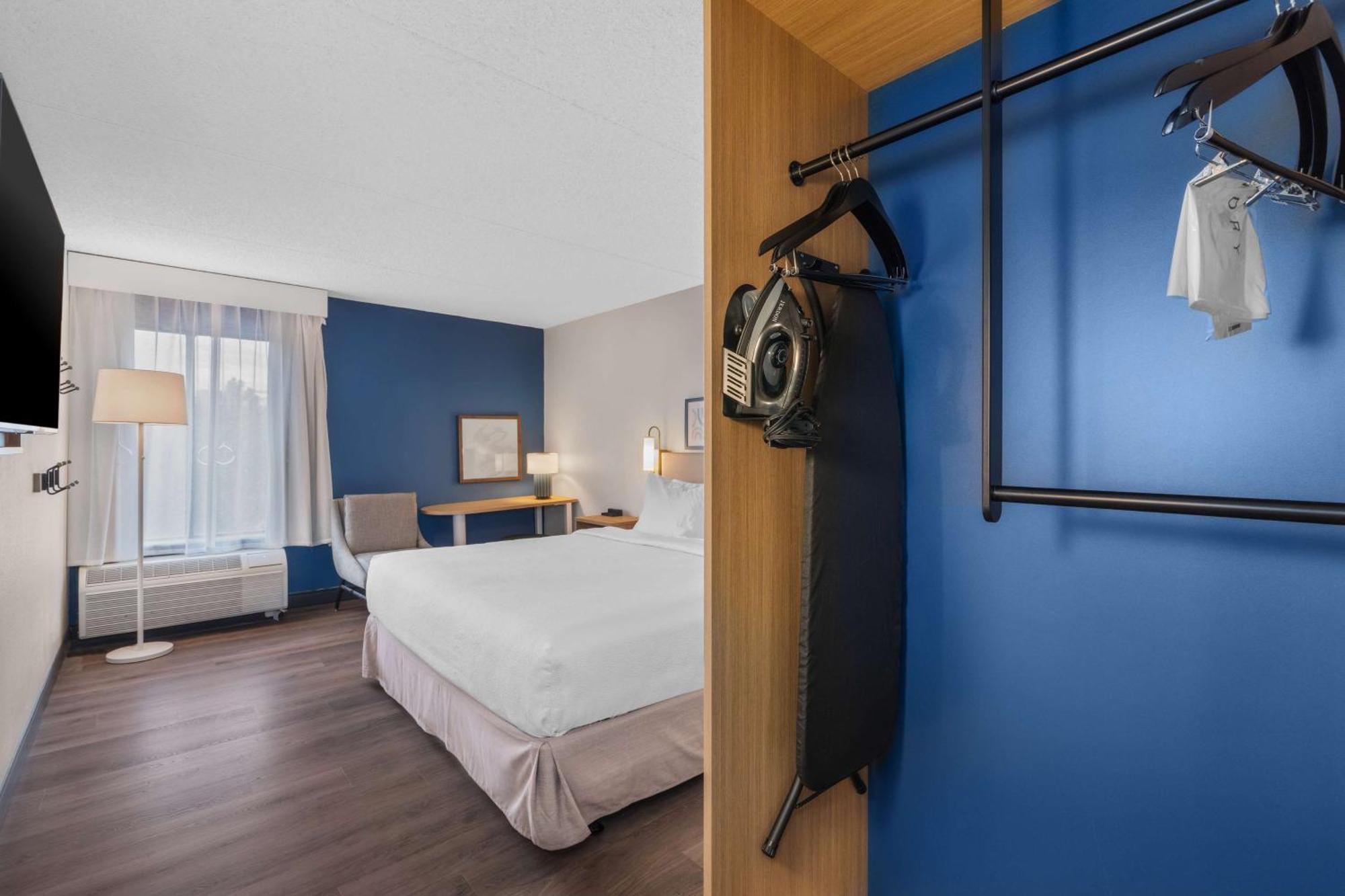 Spark By Hilton I 25 Central 3* Colorado Springs