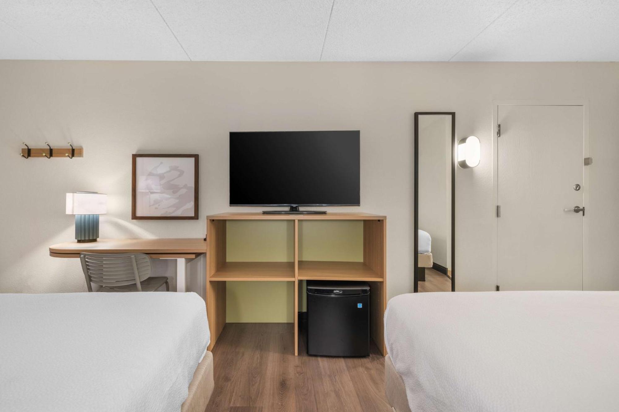 Spark By Hilton I 25 Central 3* Colorado Springs