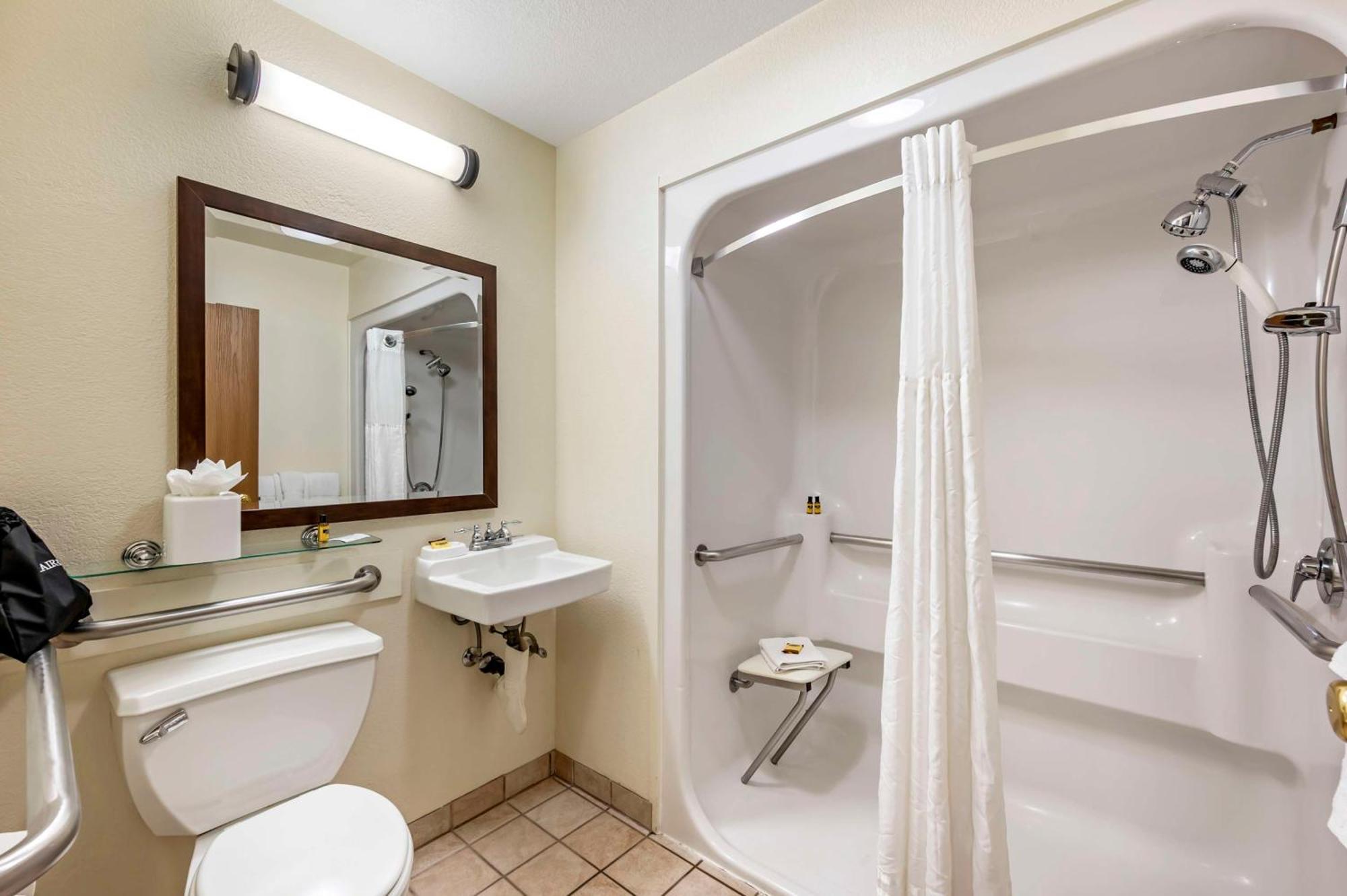 Western Vail Airport Hotel