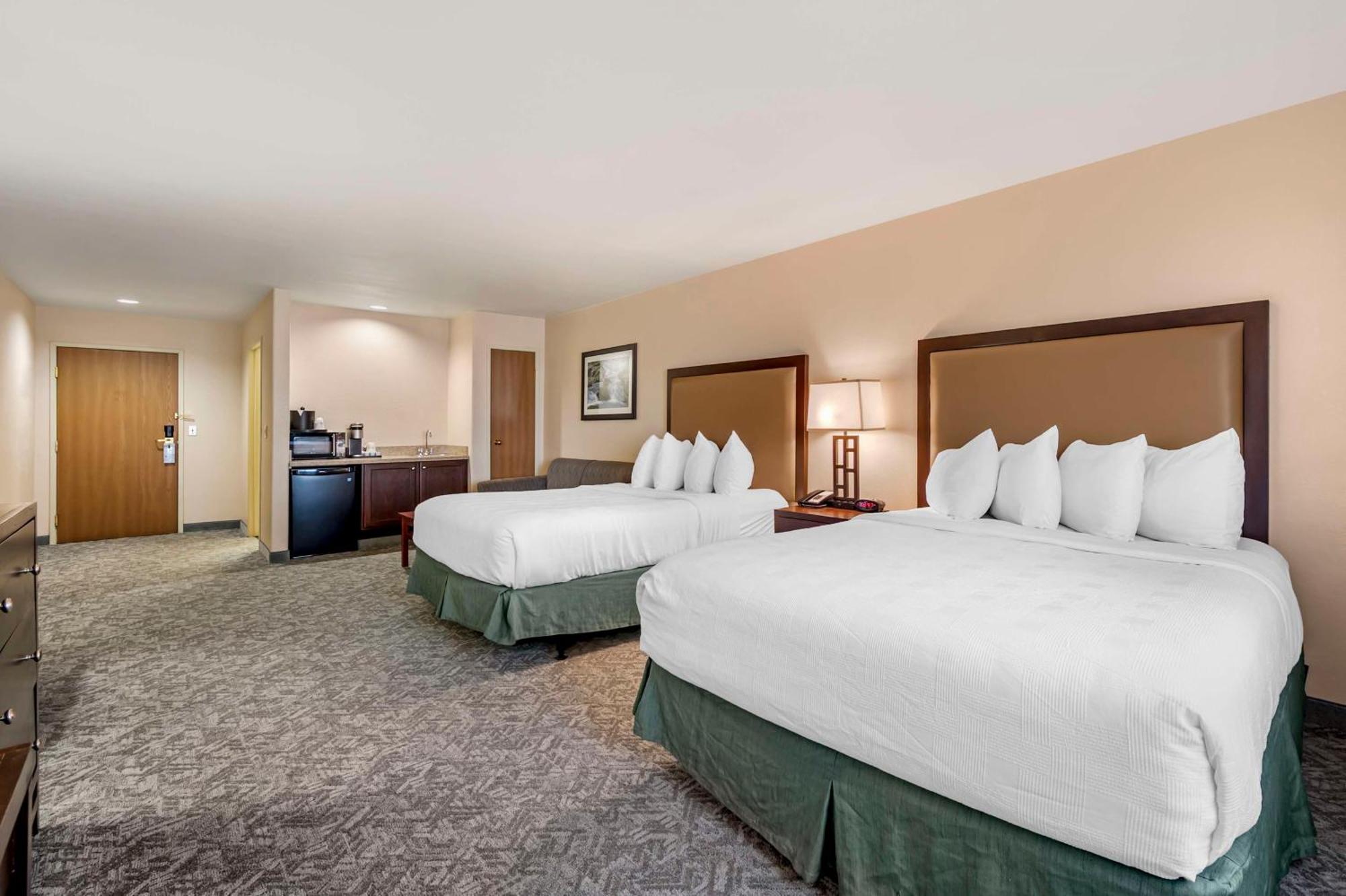 Western Vail Airport 4* Eagle