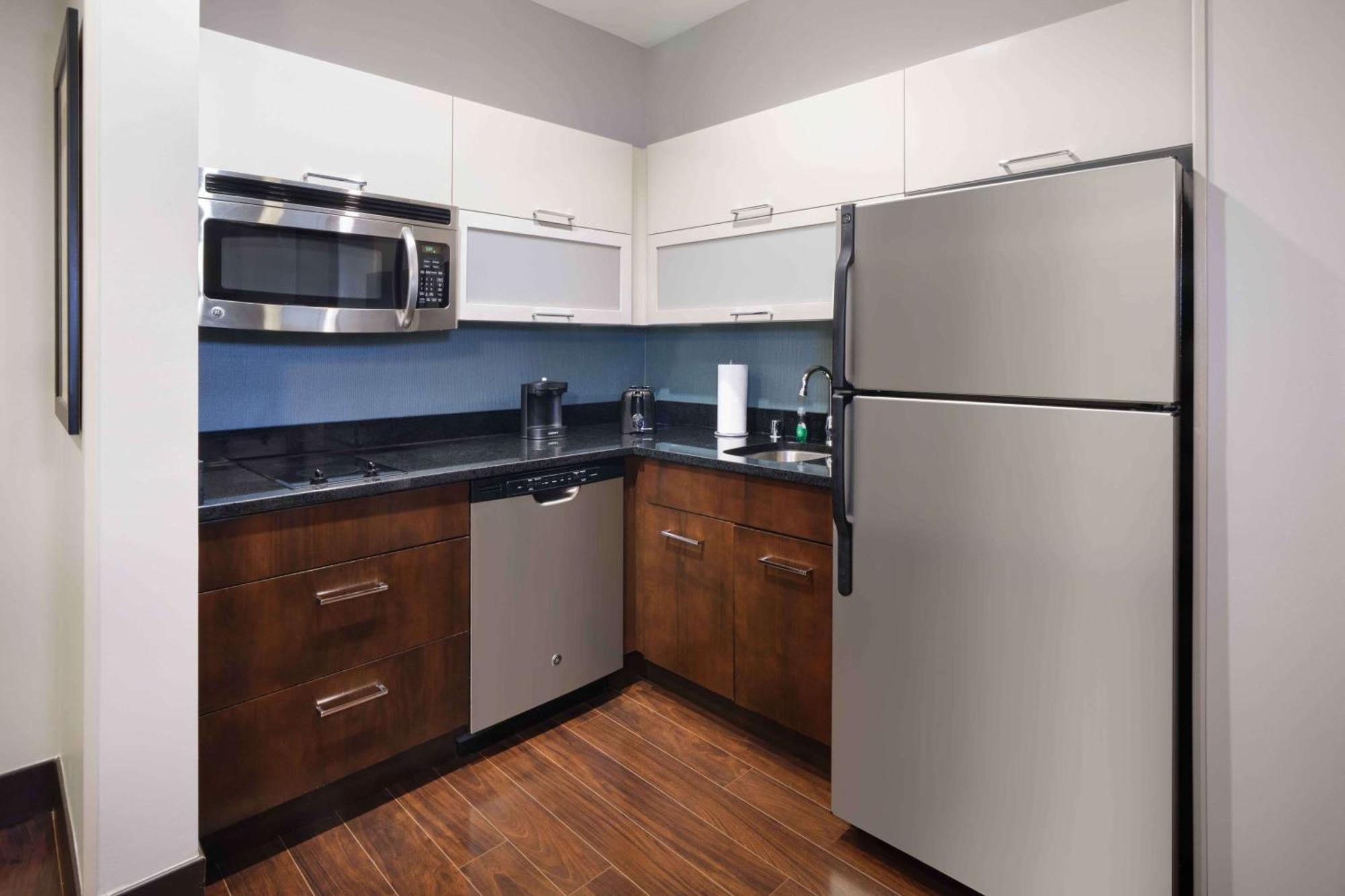 Hotel Homewood Suites- Downtown Convention Center Denver