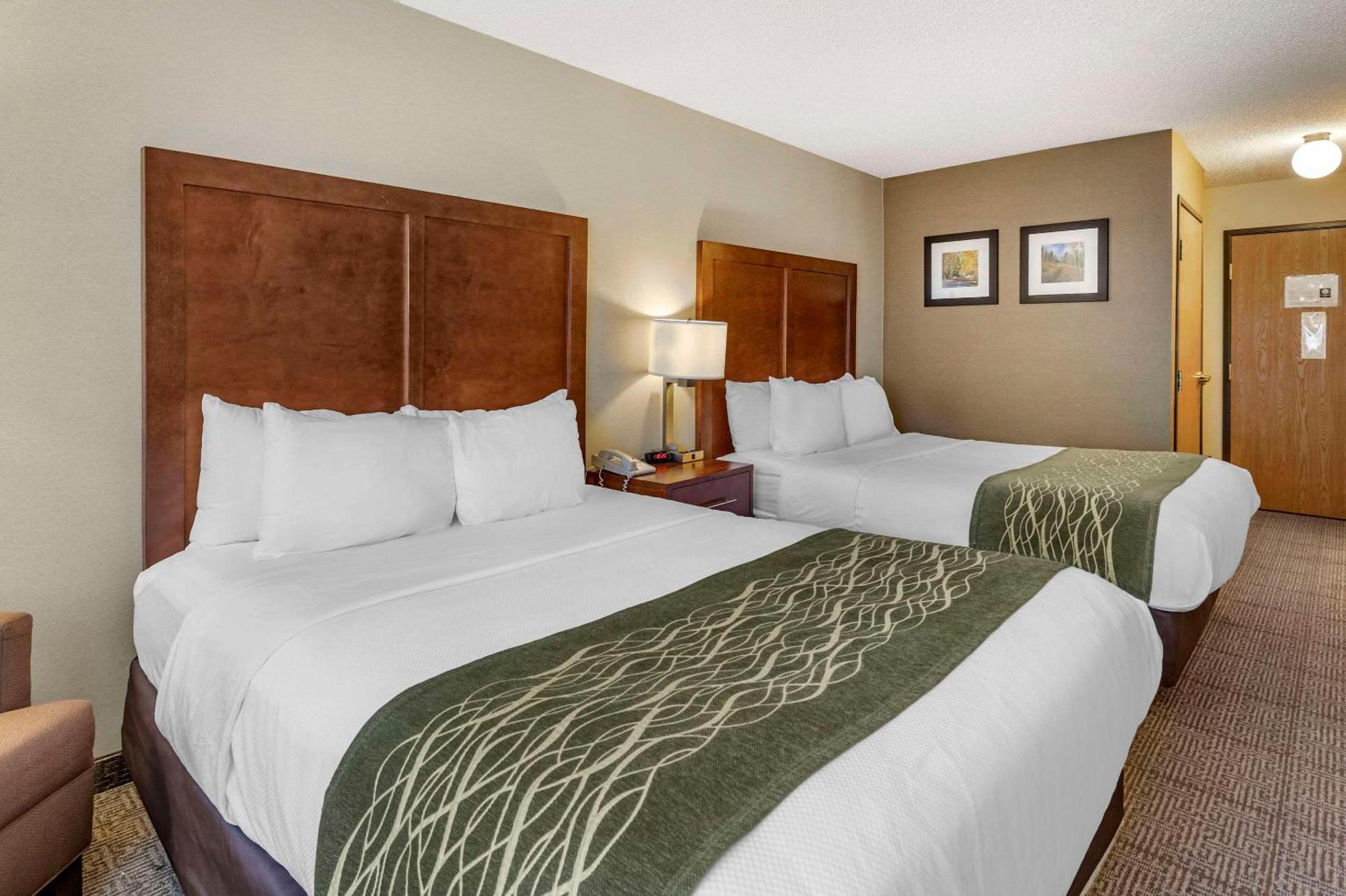 Comfort Denver West Arvada Station 2*