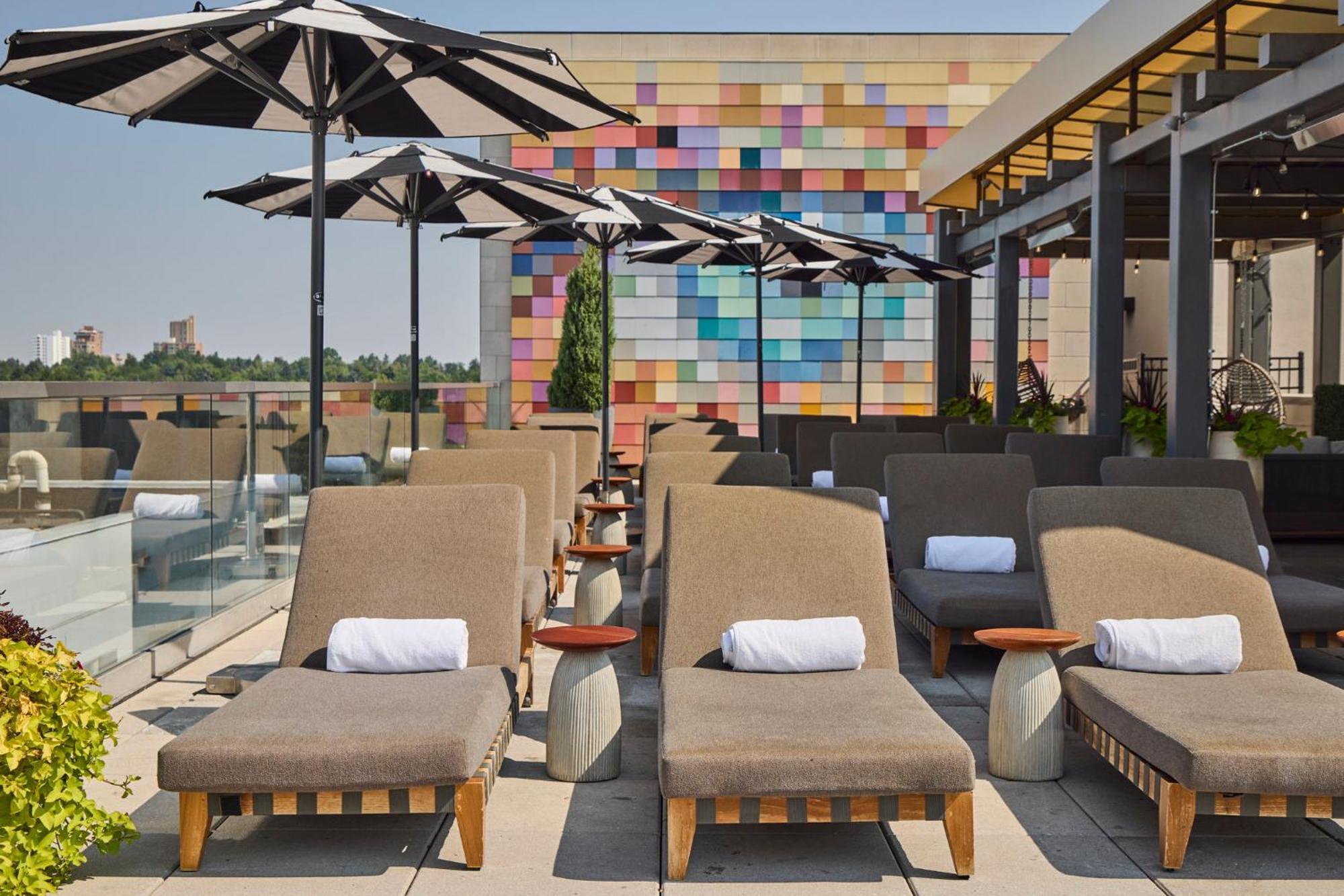 Halcyon - A In Cherry Creek 4*