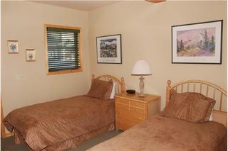 Twin Elk By Pinnacle Hotel Breckenridge