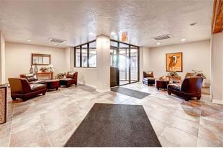 Hotel Longbranch By Pinnacle Breckenridge