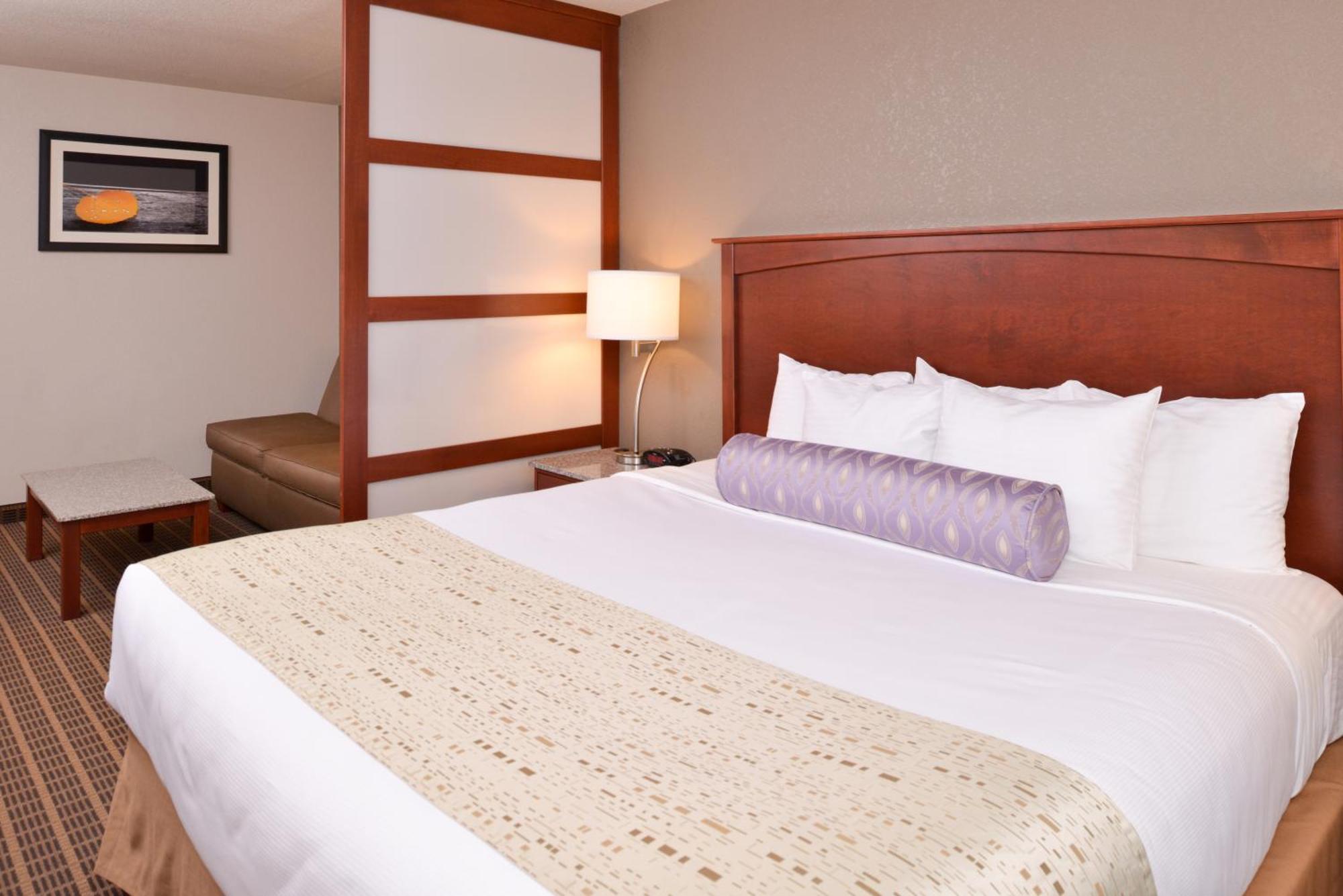 Western Peak Vista & Hotel 3*