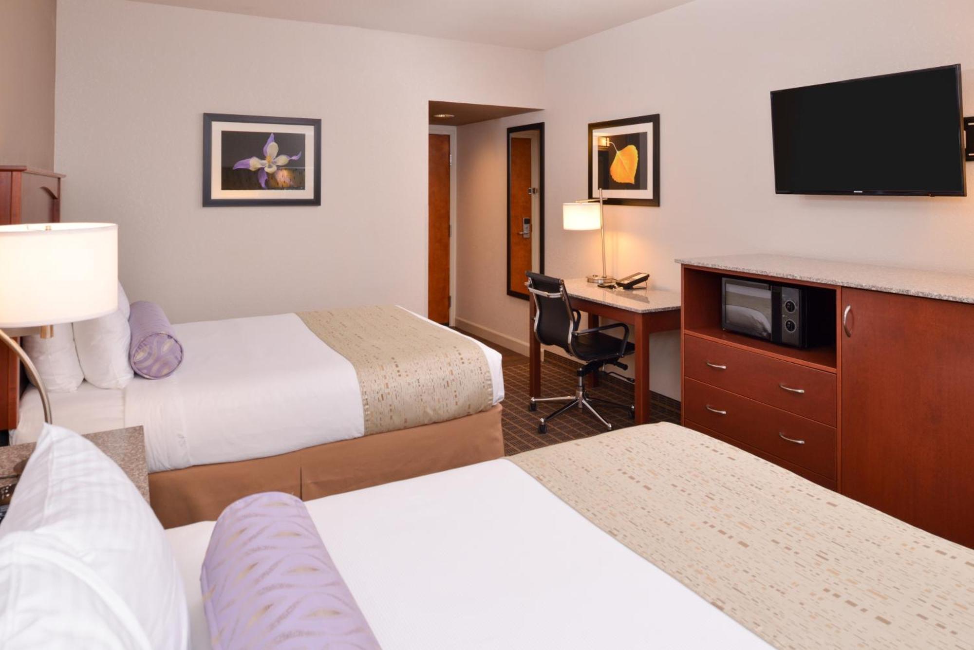 Western Peak Vista & Hotel Colorado Springs