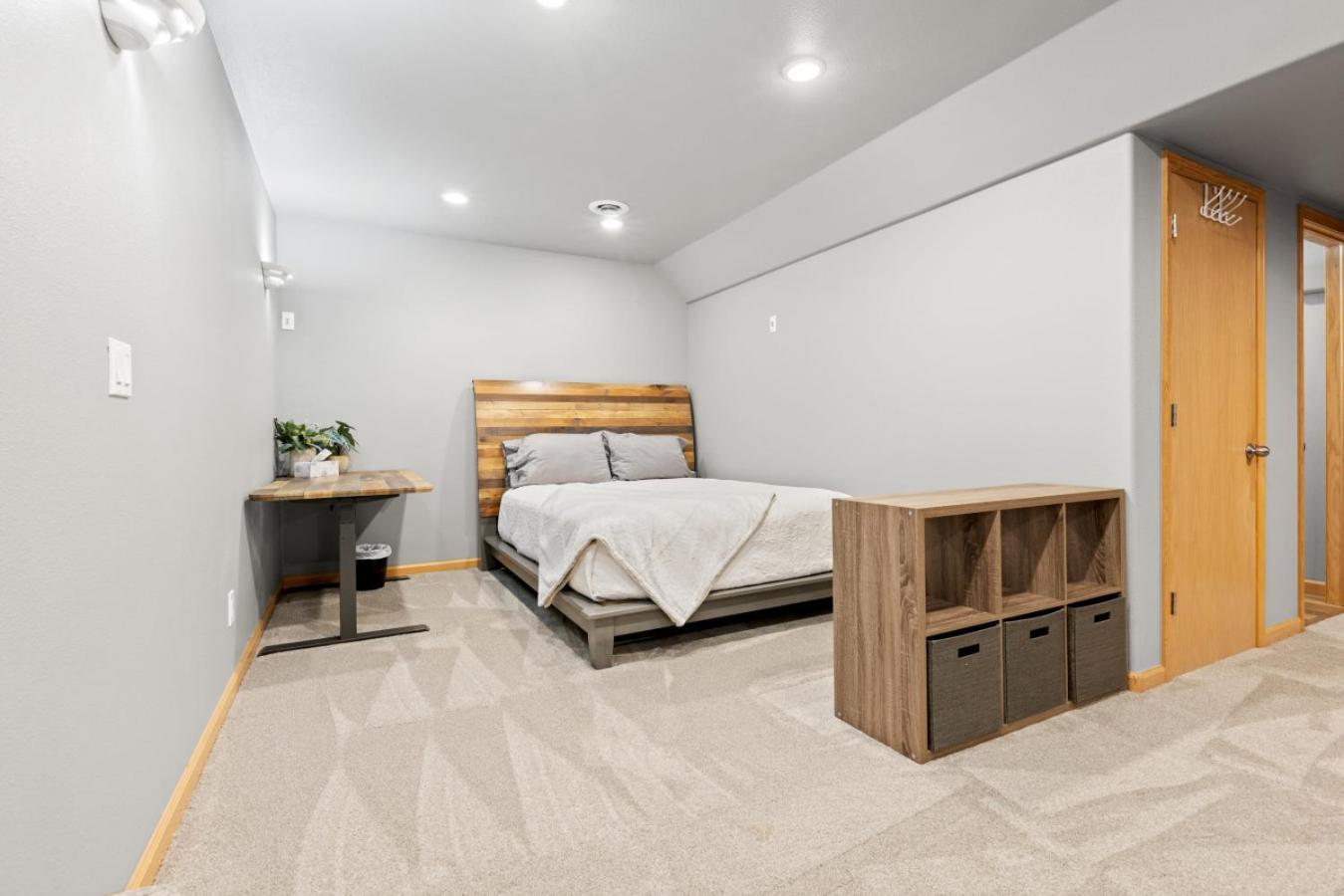 Perfectly Located 3 Bed 3.5 Bath Beautiful Townhome Holiday home *