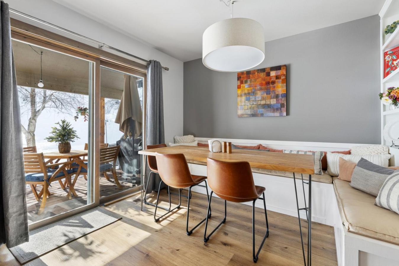 Holiday home Perfectly Located 3 Bed 3.5 Bath Beautiful Townhome *