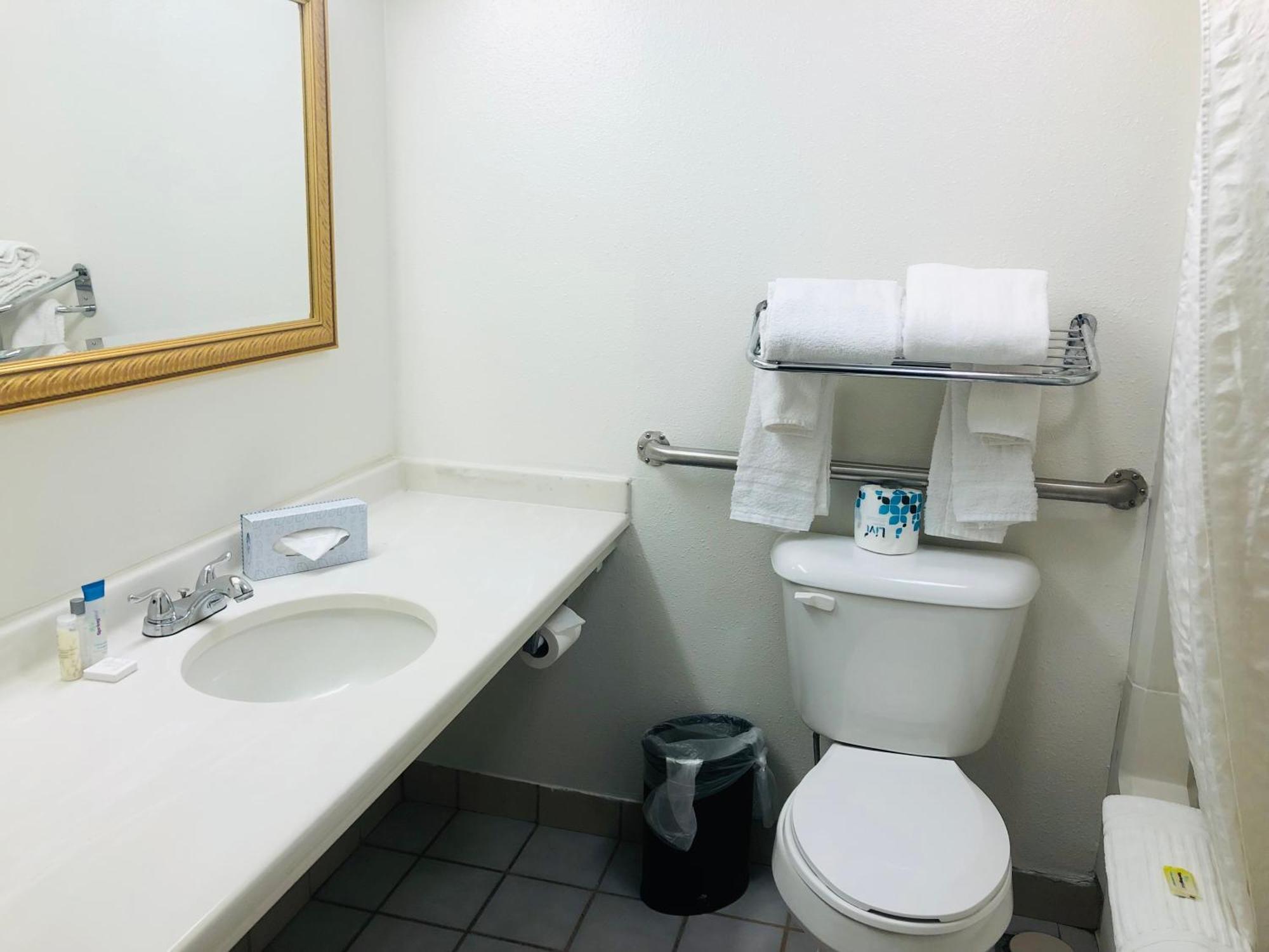 Hotel Budget Downtown 2*