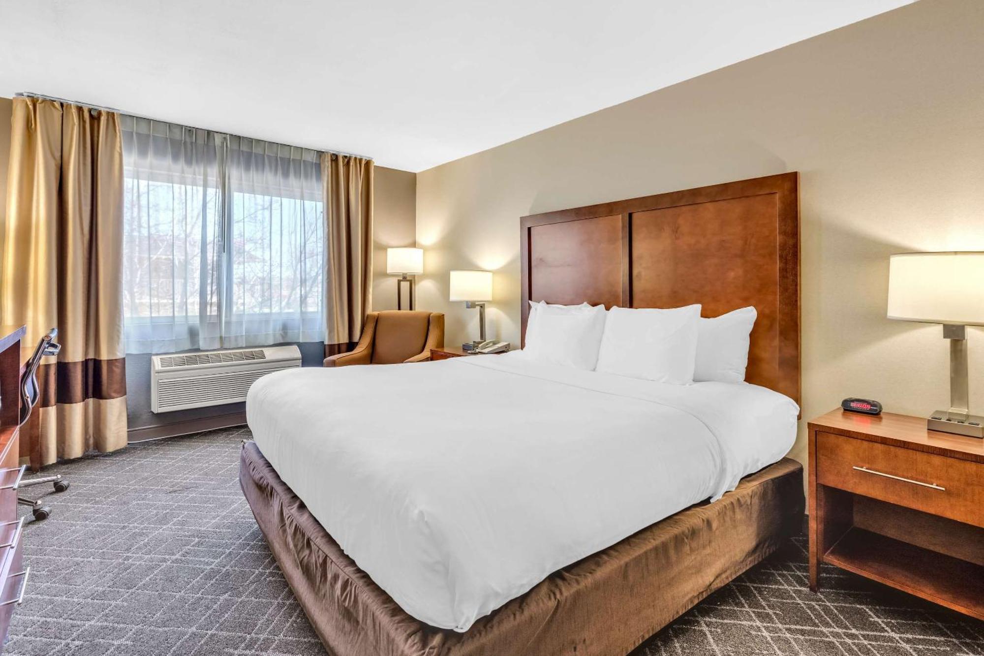 Comfort Denver West Arvada Station Inn