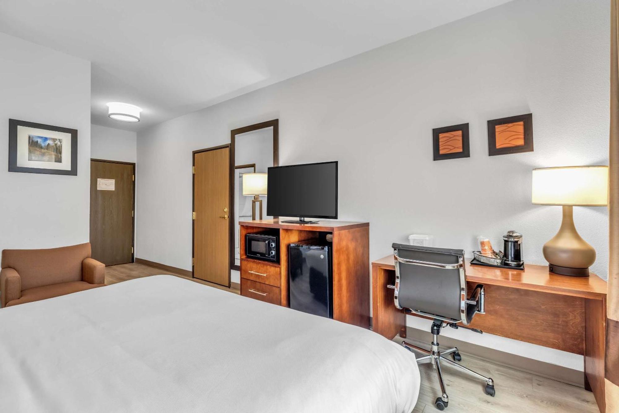Comfort Denver West Arvada Station 2* Wheat Ridge