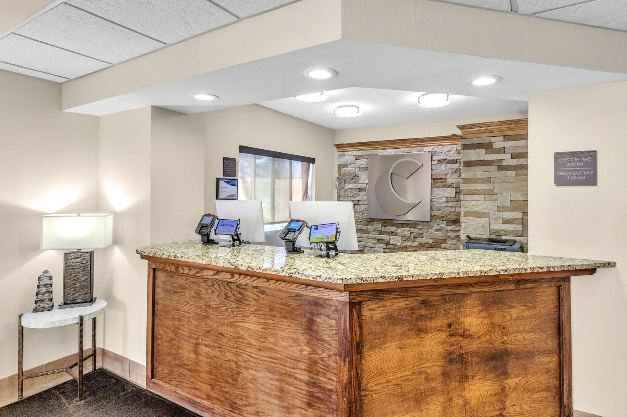 Comfort Denver West Arvada Station 2* Wheat Ridge