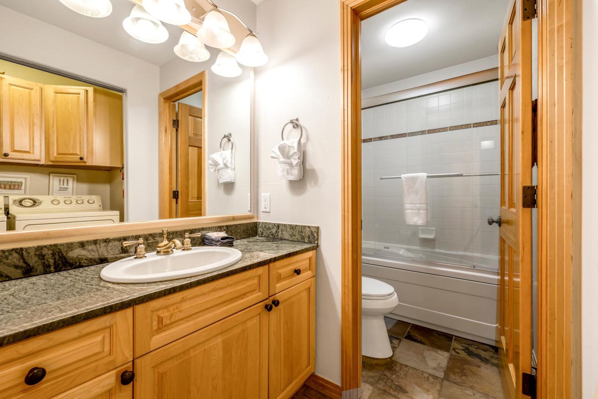 Corral 201s By Great Western Apartment